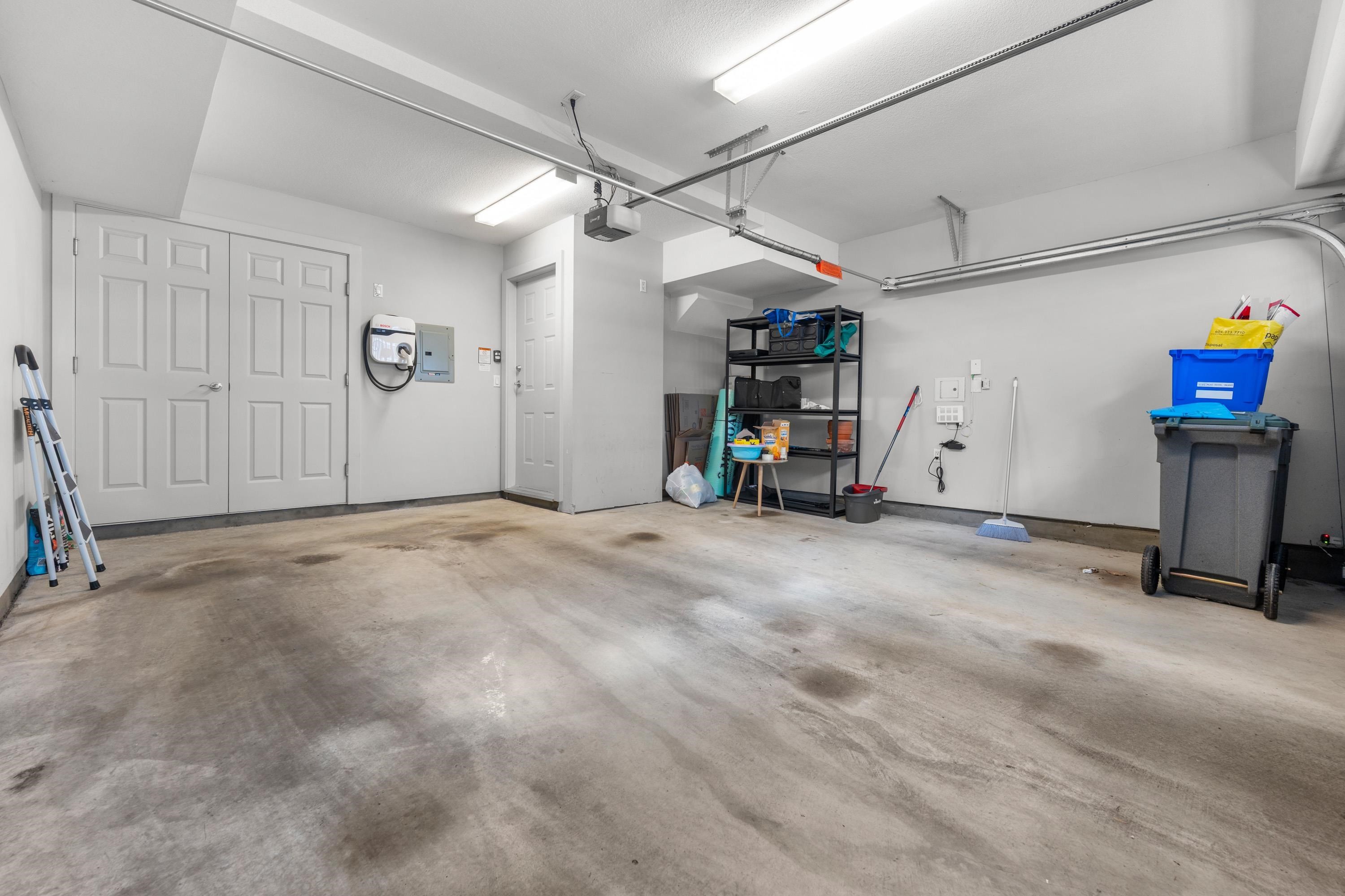 7148 Mont Royal Square, Vancouver, BC