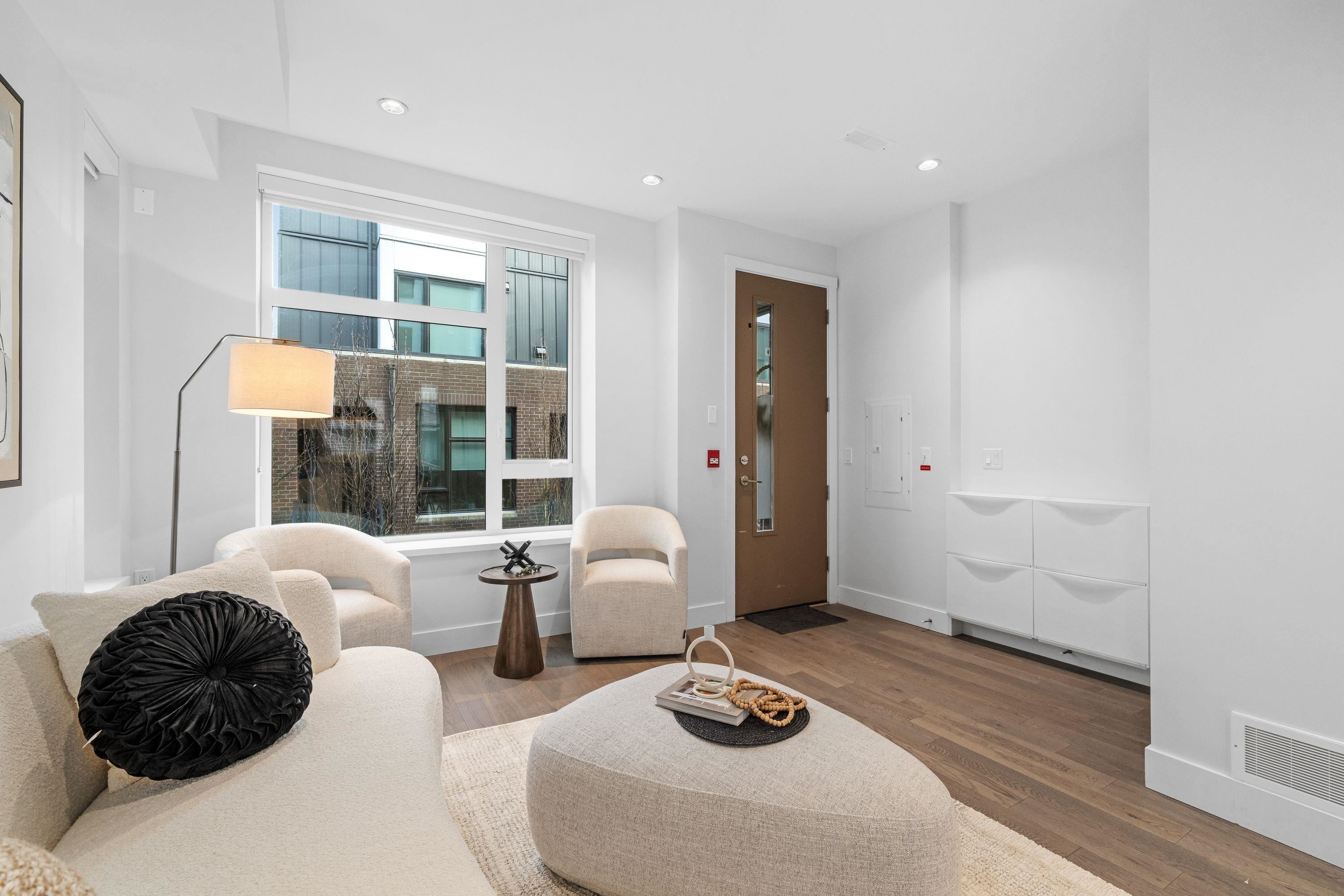 7615 Yukon Street, Vancouver, BC