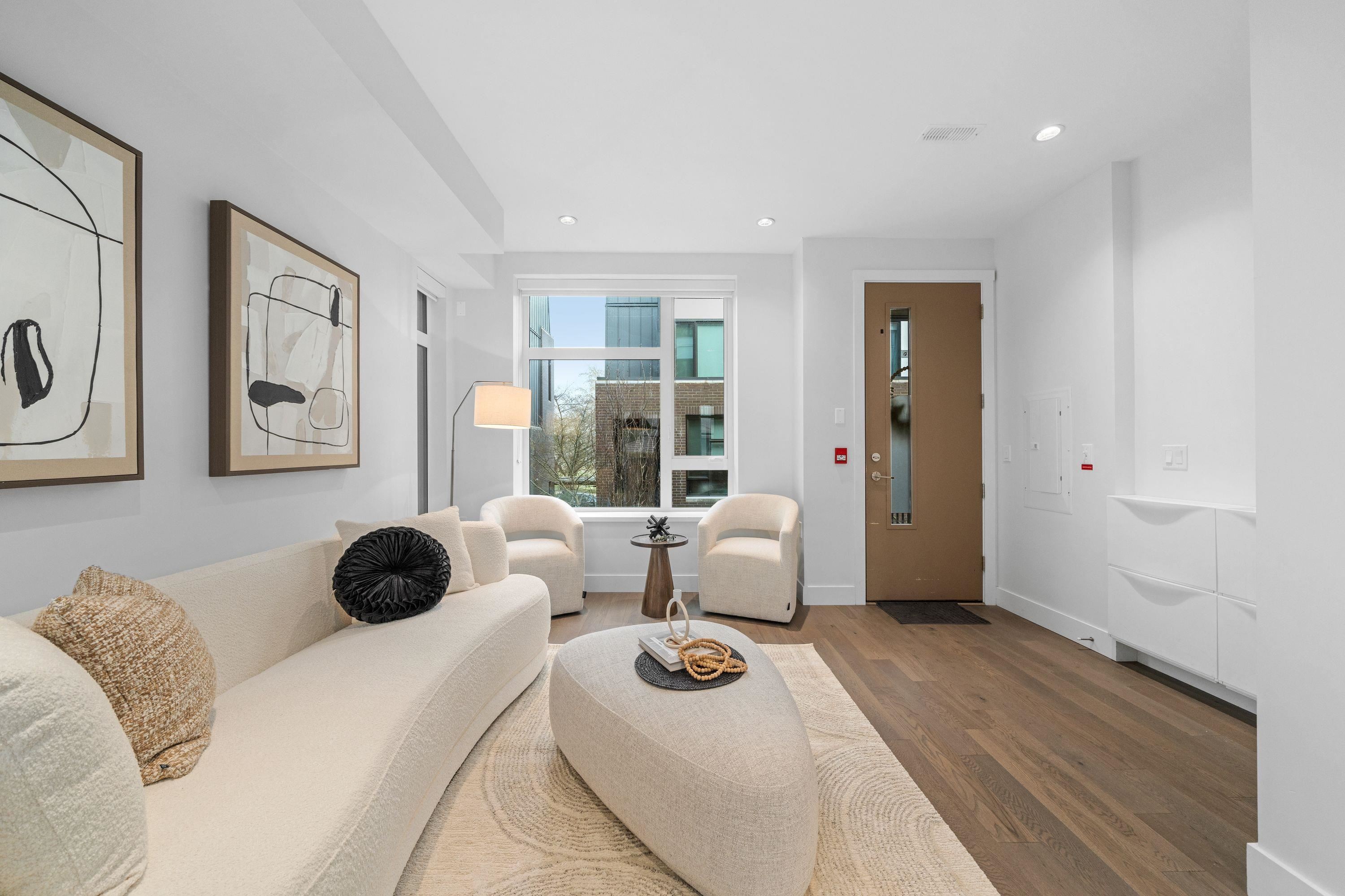 7615 Yukon Street, Vancouver, BC
