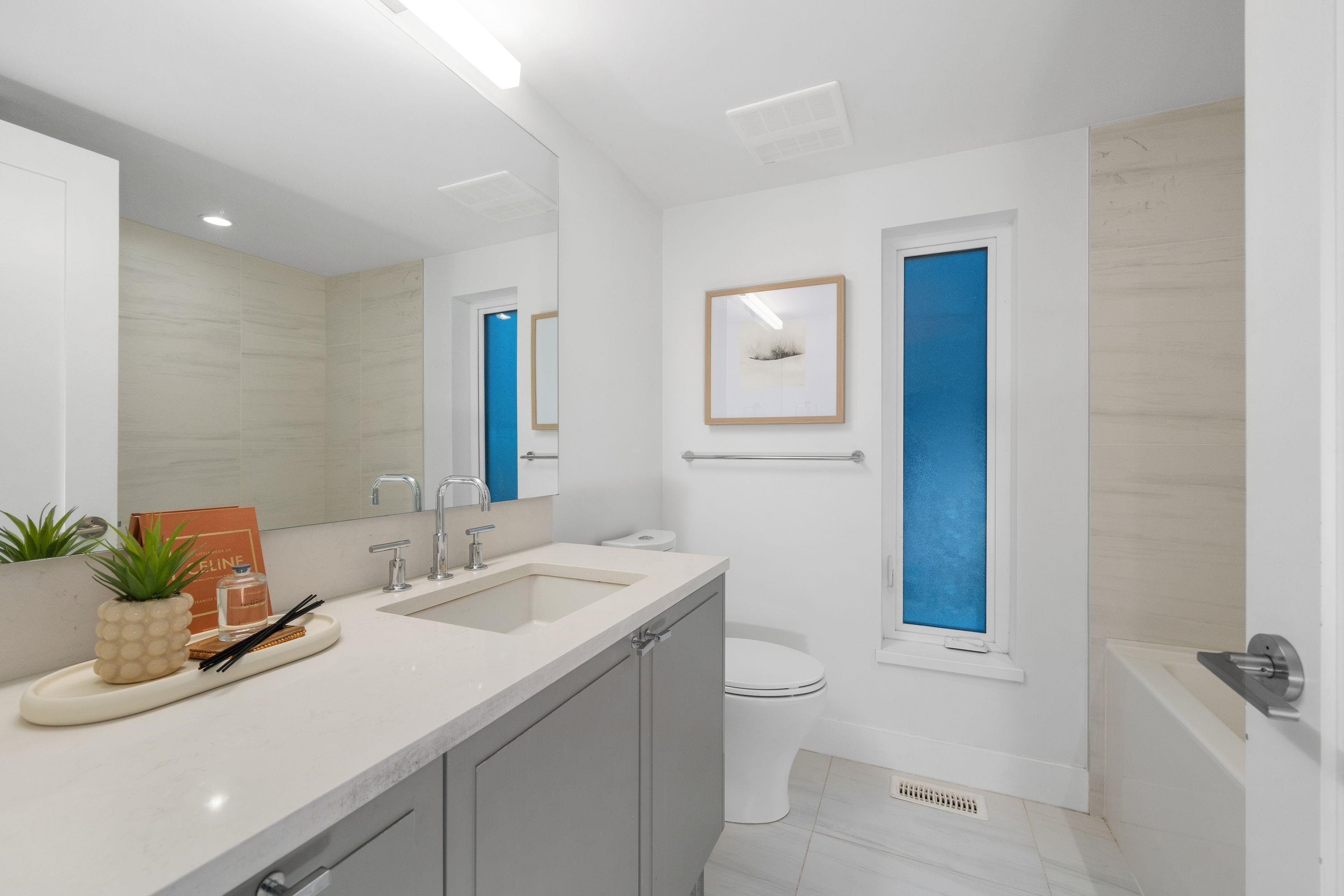 7615 Yukon Street, Vancouver, BC