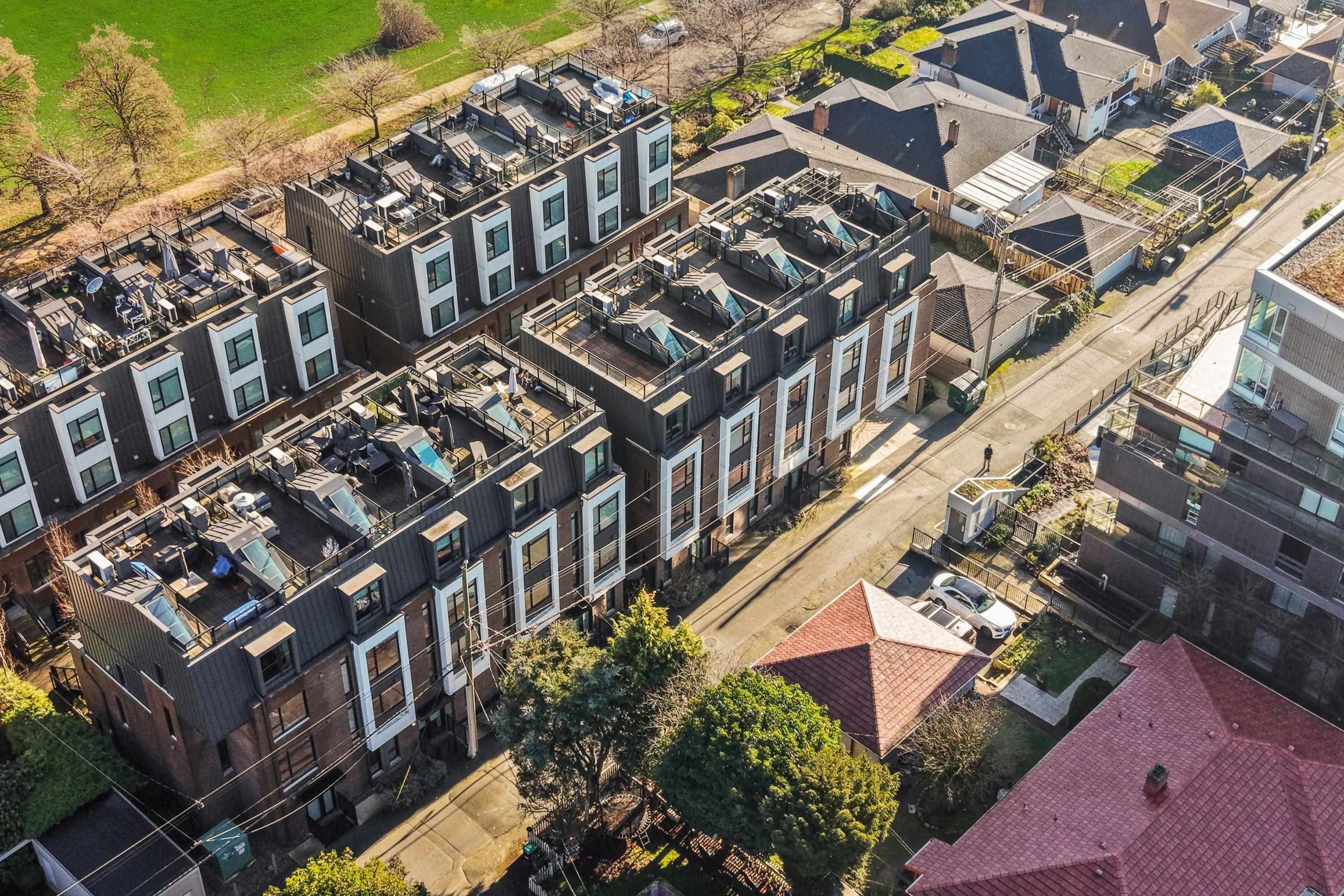 7615 Yukon Street, Vancouver, BC
