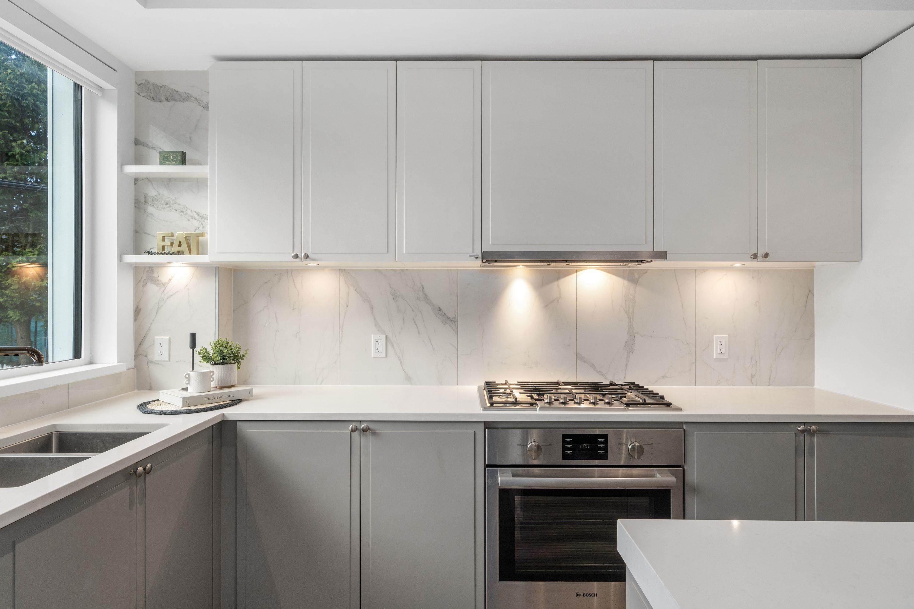 7615 Yukon Street, Vancouver, BC