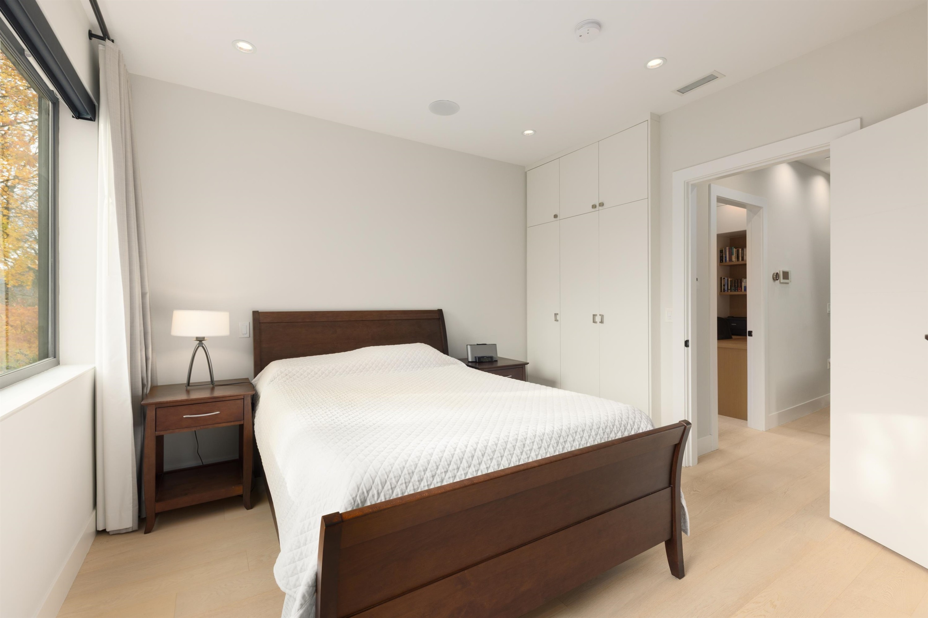 2939 15Th Avenue W, Vancouver, BC