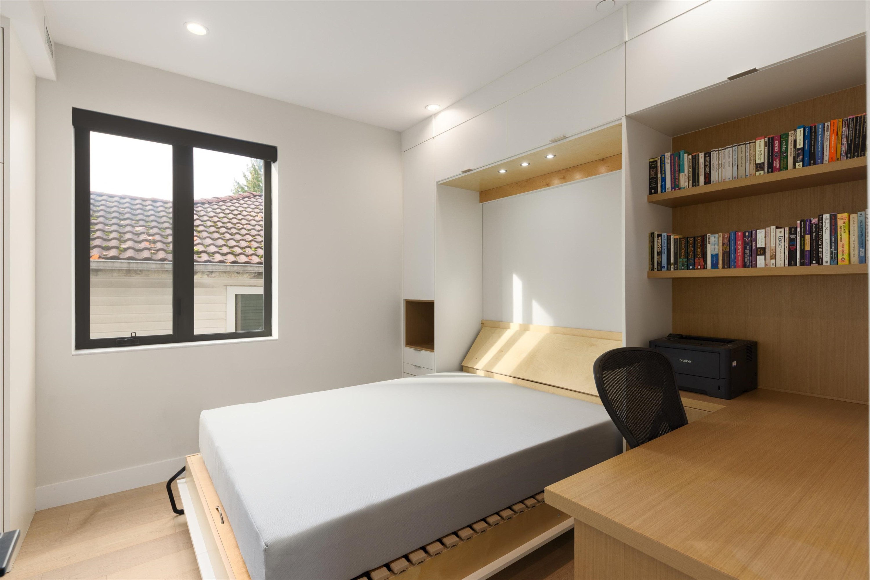 2939 15Th Avenue W, Vancouver, BC