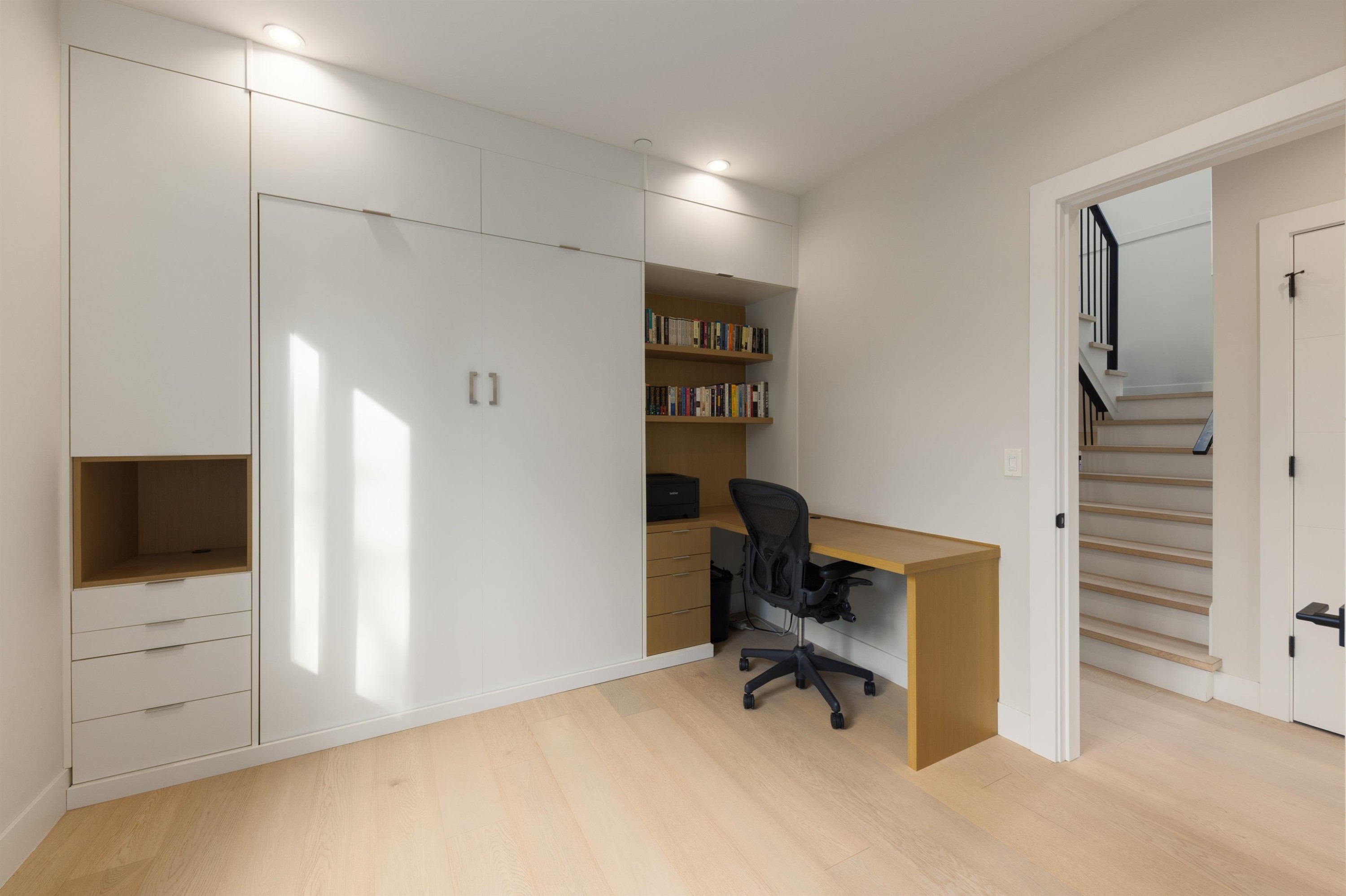 2939 15Th Avenue W, Vancouver, BC