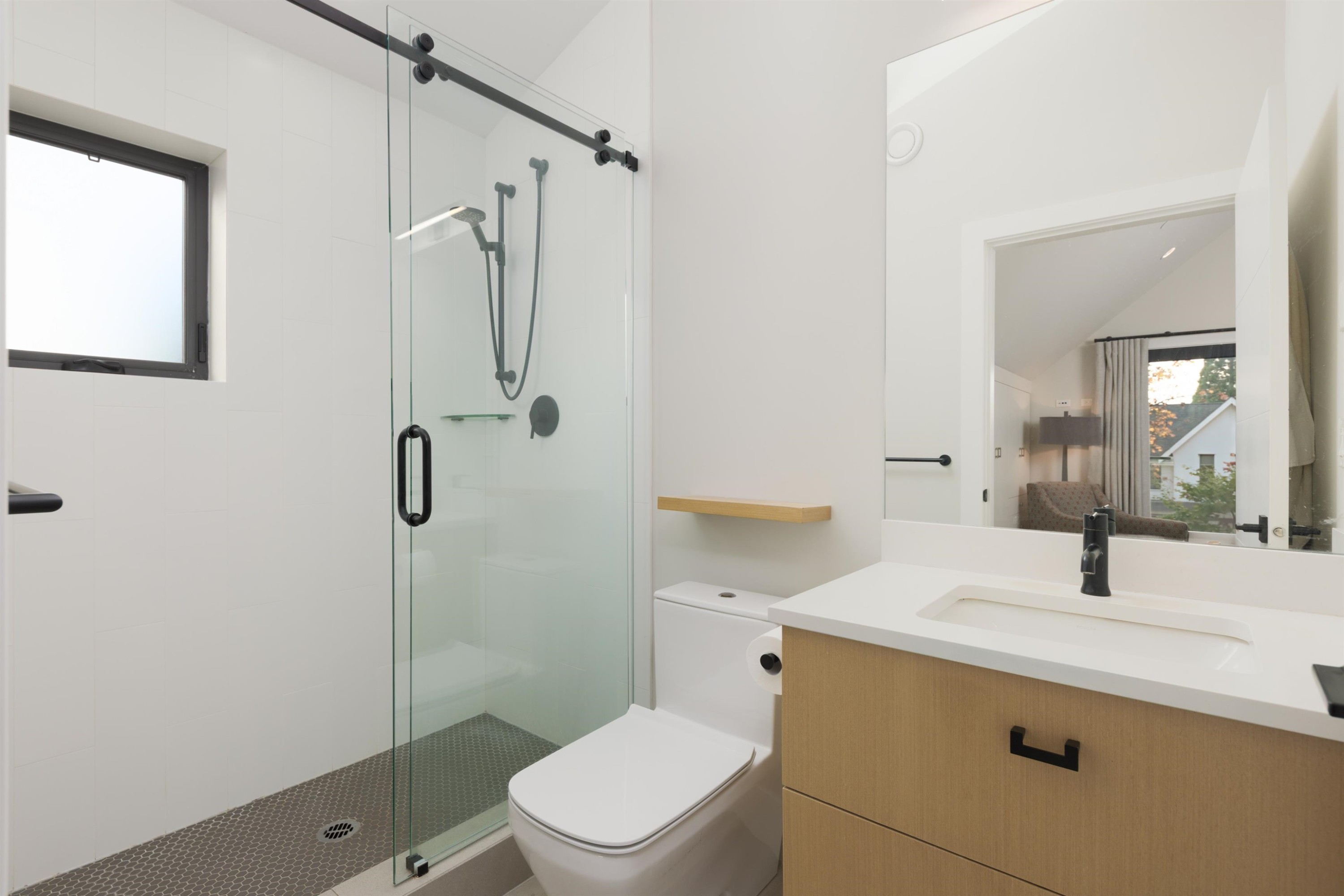 2939 15Th Avenue W, Vancouver, BC