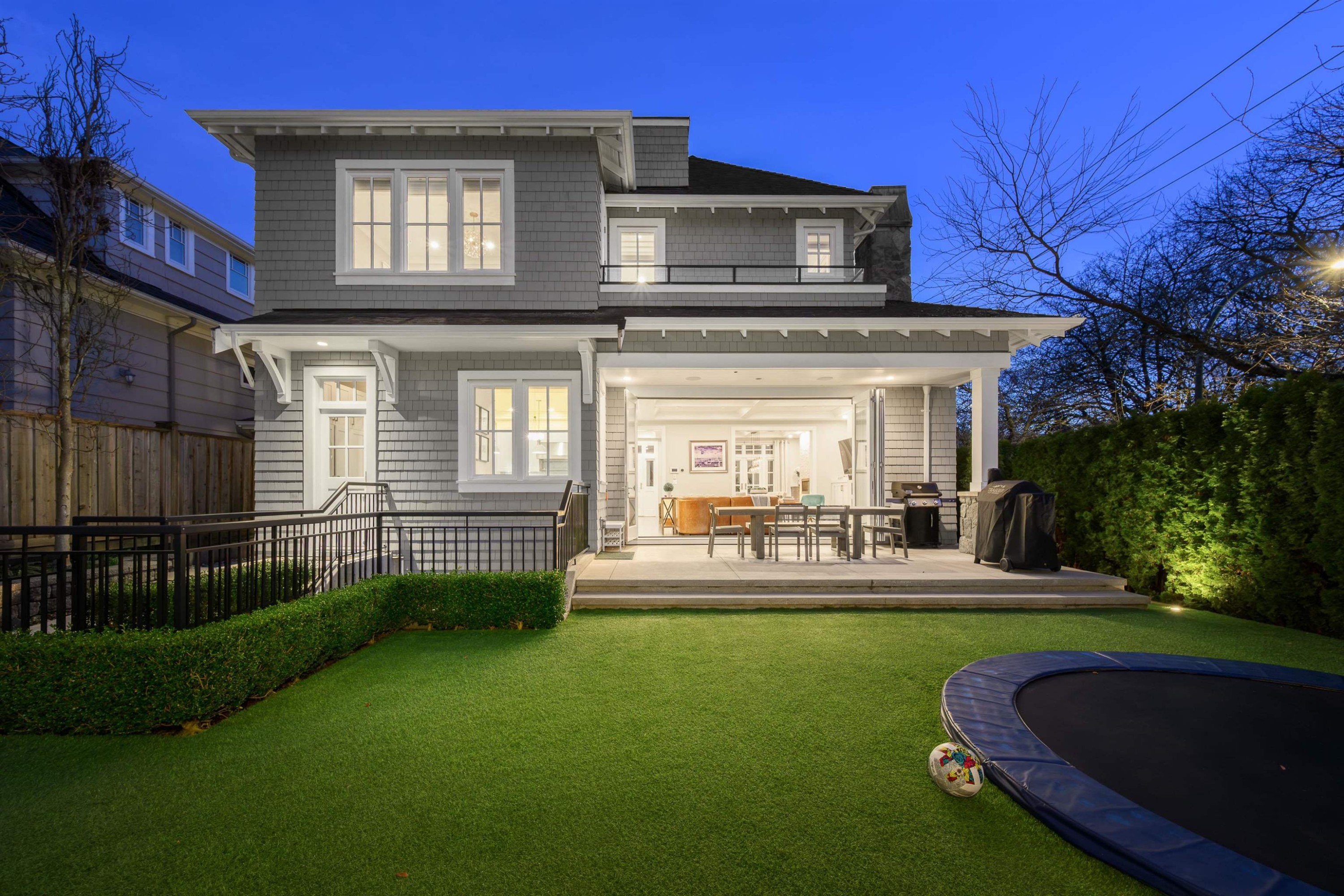 4297 11Th Avenue W, Vancouver, BC