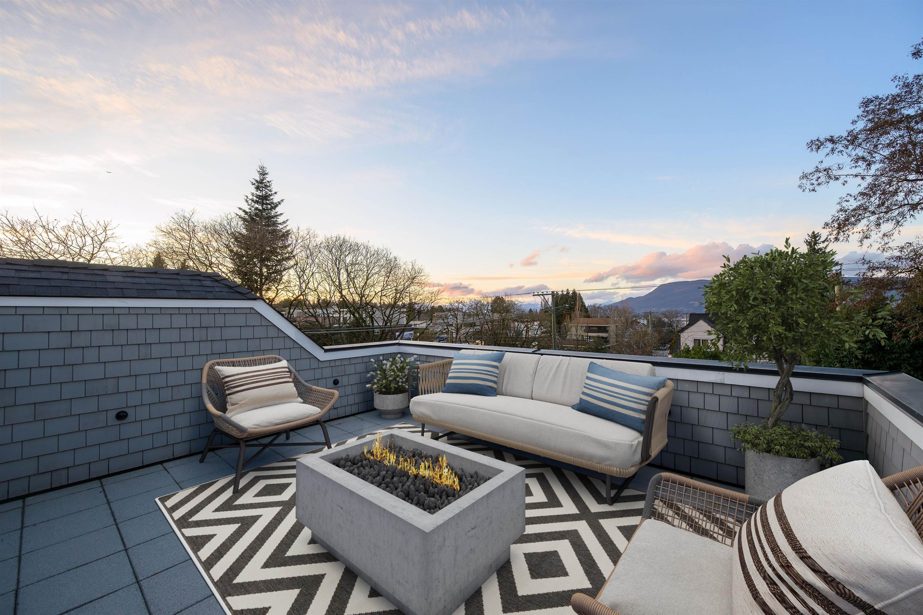 4297 11Th Avenue W, Vancouver, BC