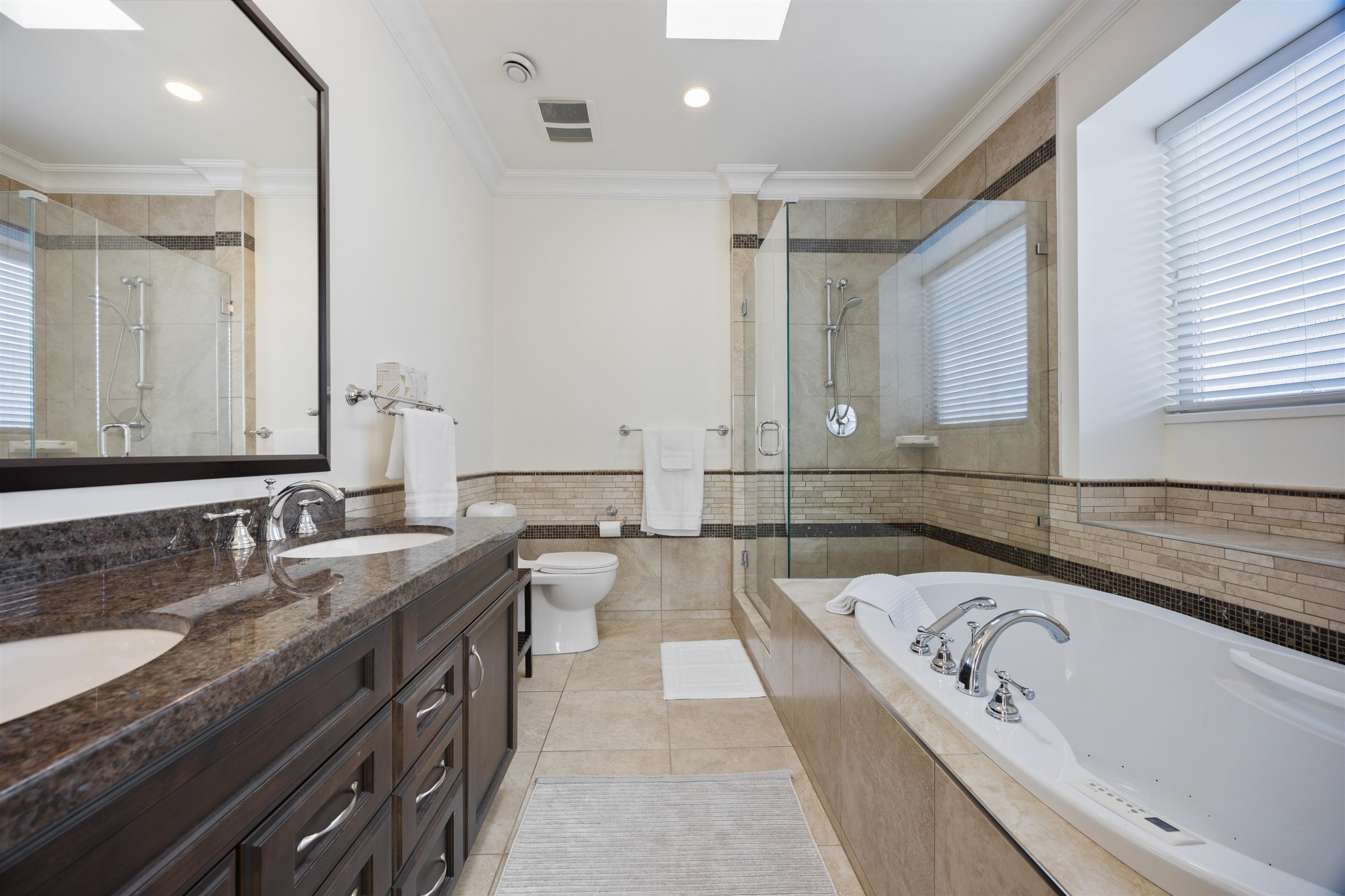 3837 3Rd Avenue W, Vancouver, BC