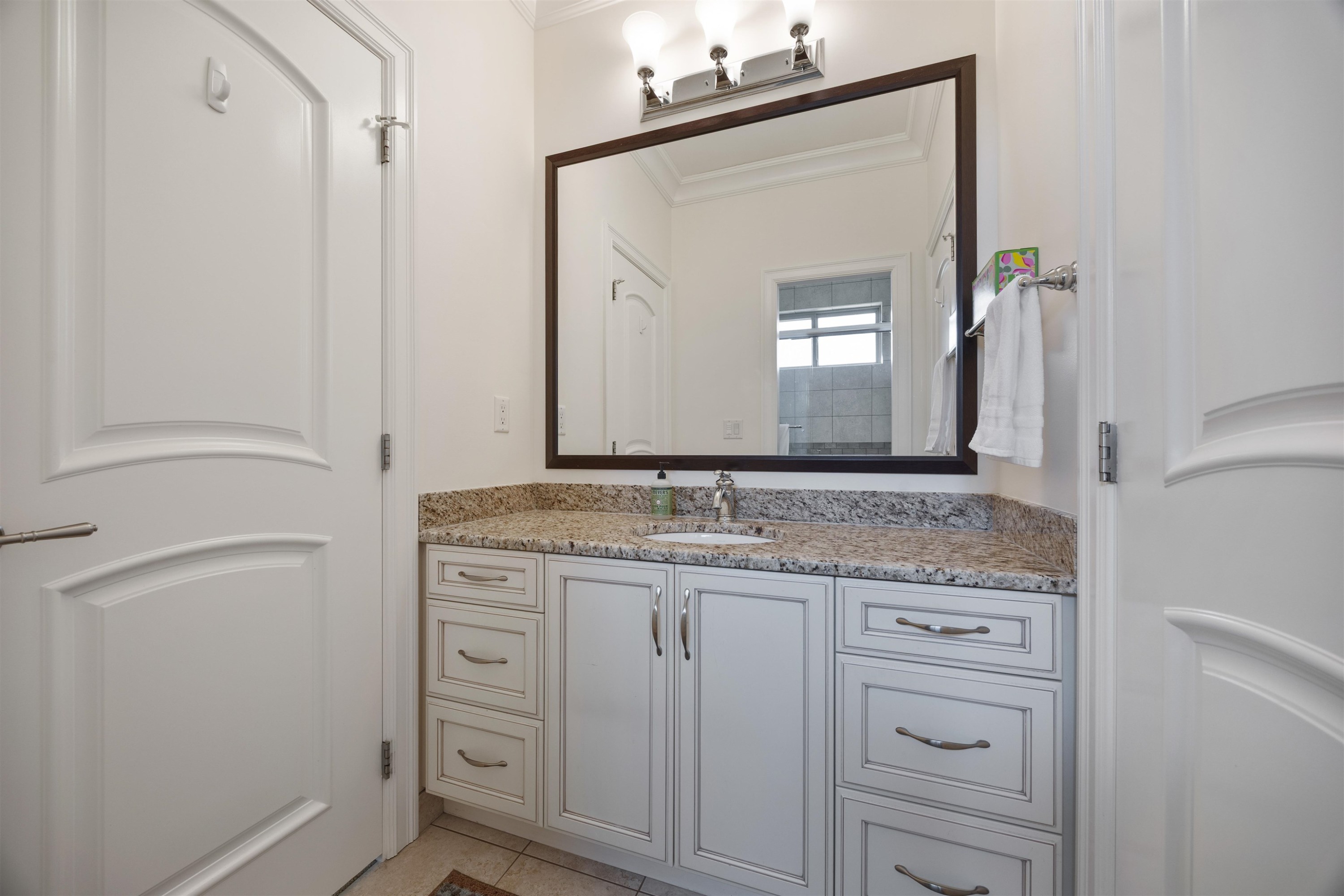 3837 3Rd Avenue W, Vancouver, BC