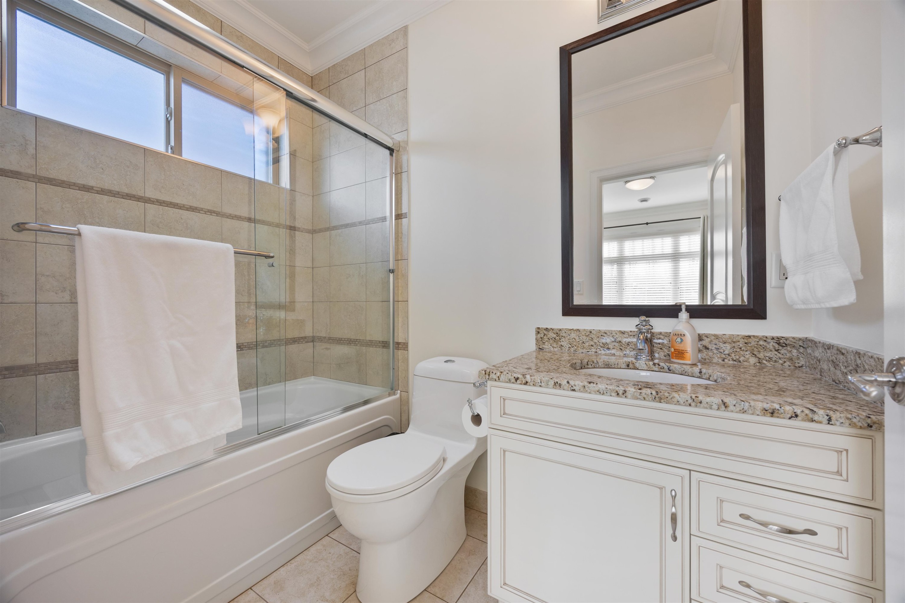 3837 3Rd Avenue W, Vancouver, BC