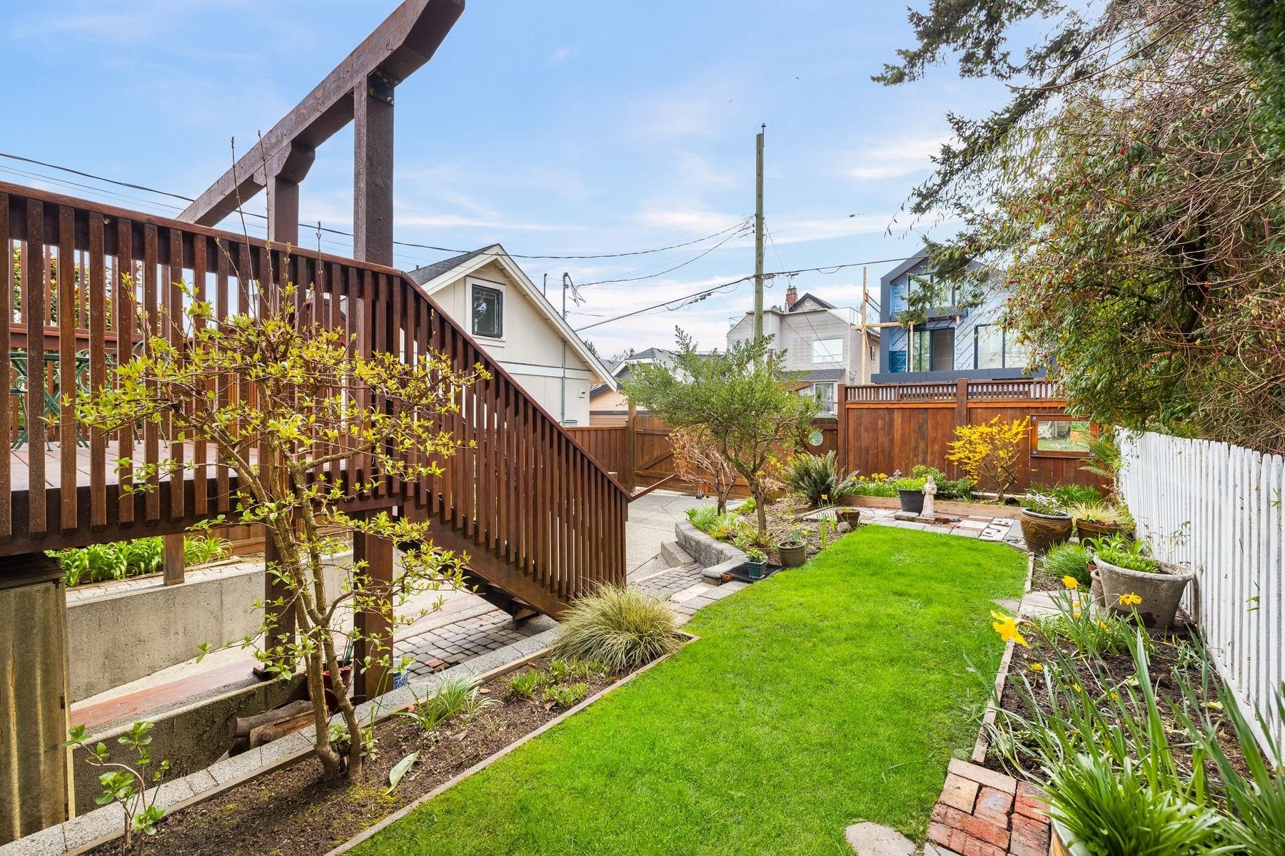 4548 7Th Avenue W, Vancouver, BC