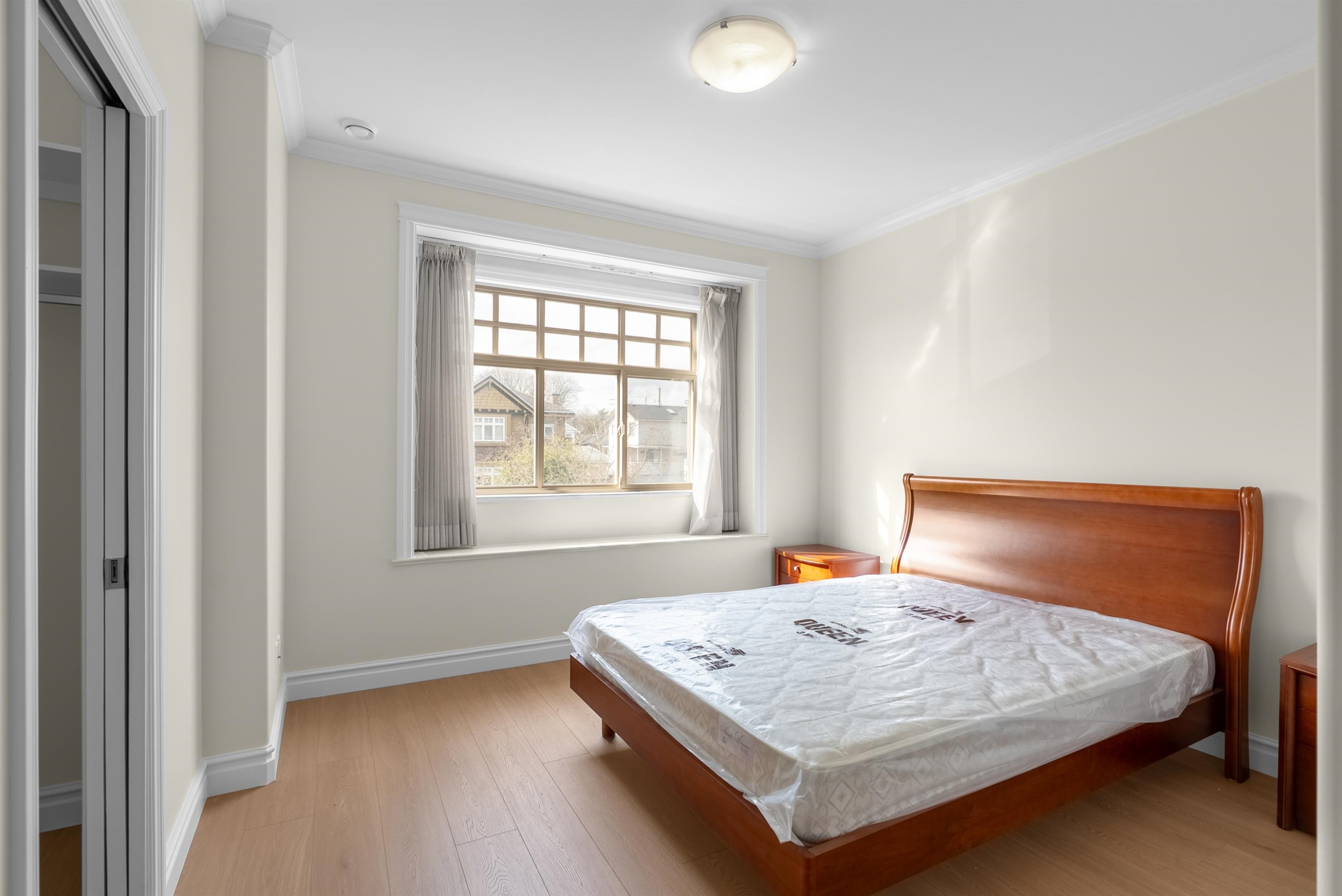 8038 Selkirk Street, Vancouver, BC