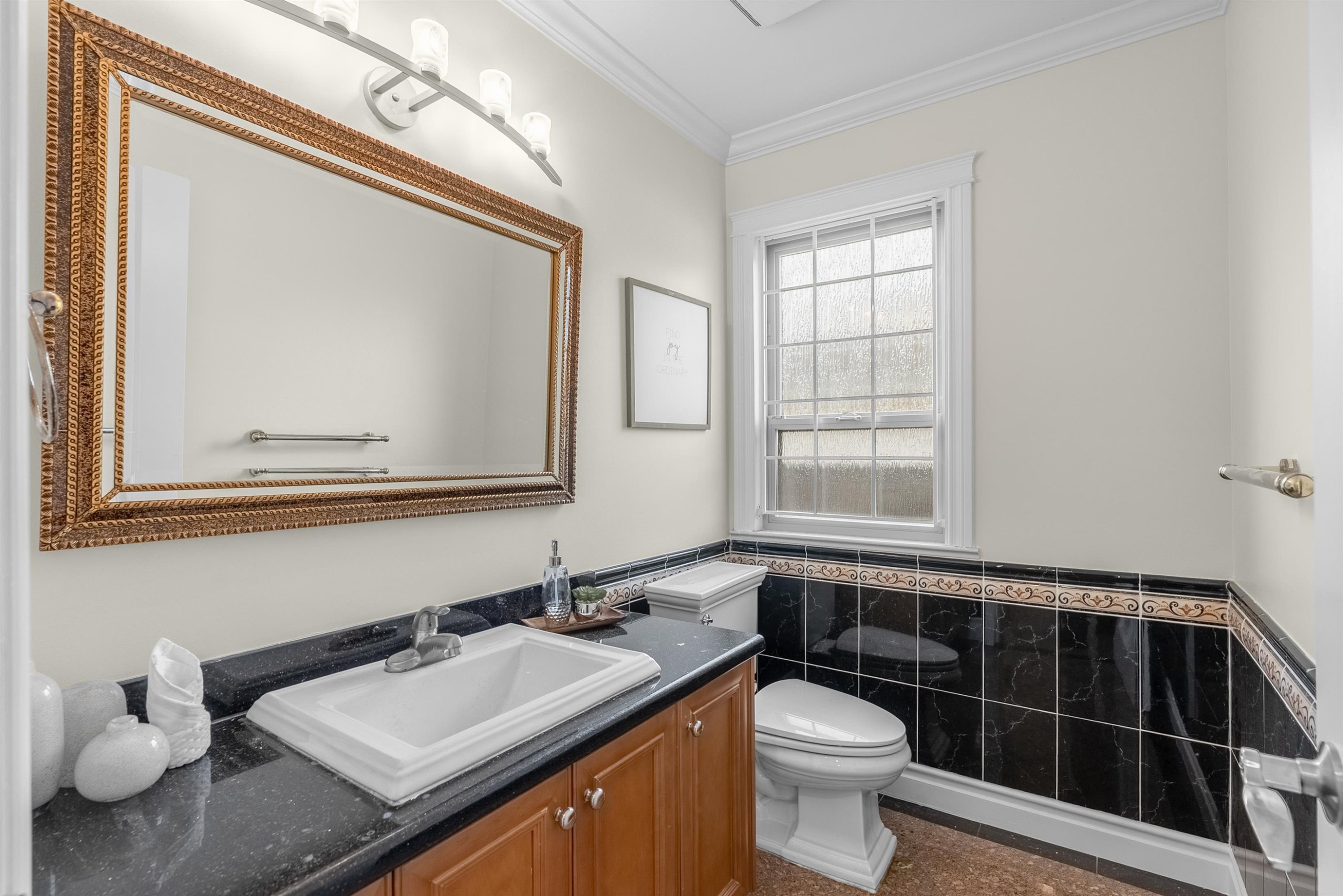 8038 Selkirk Street, Vancouver, BC