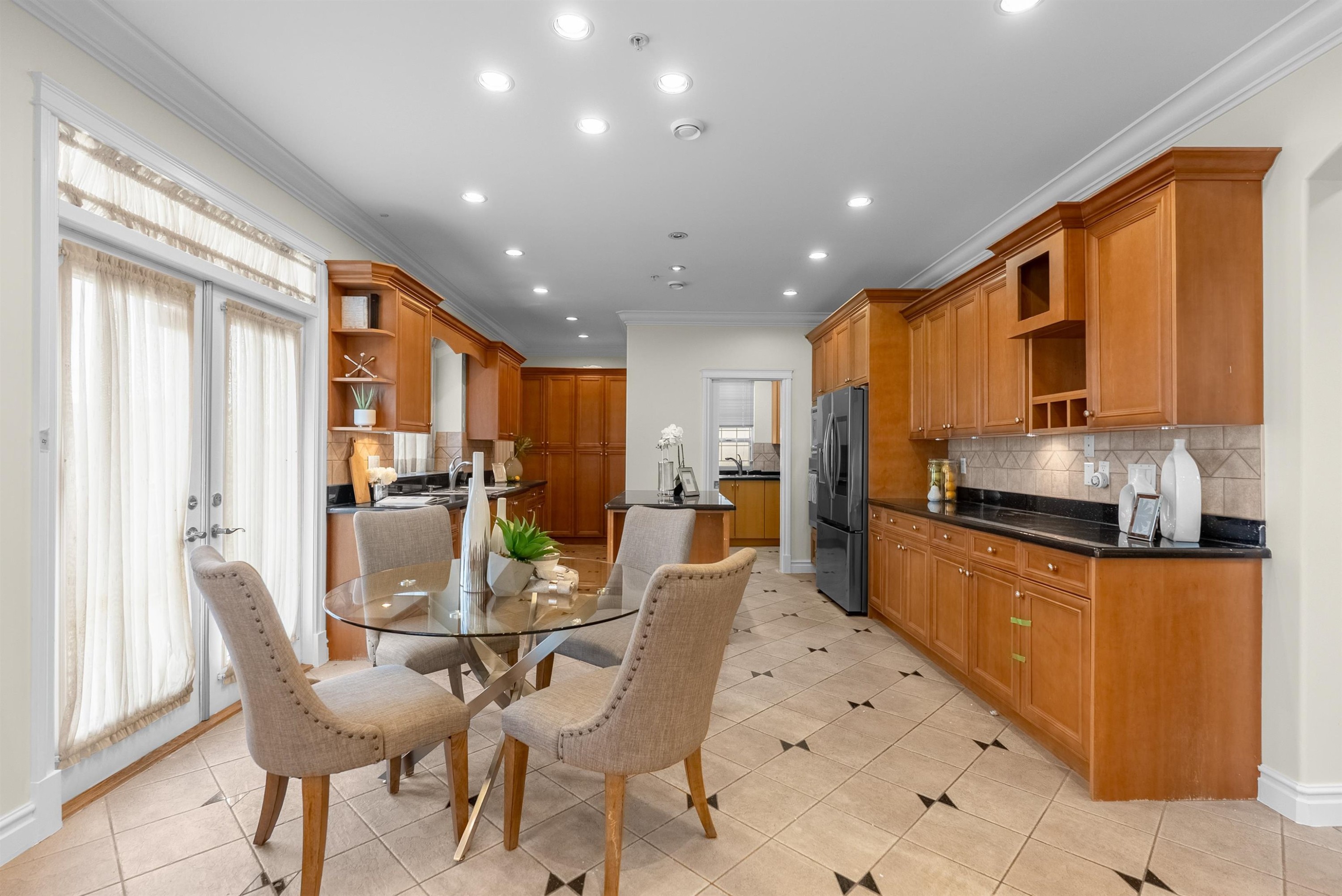 8038 Selkirk Street, Vancouver, BC