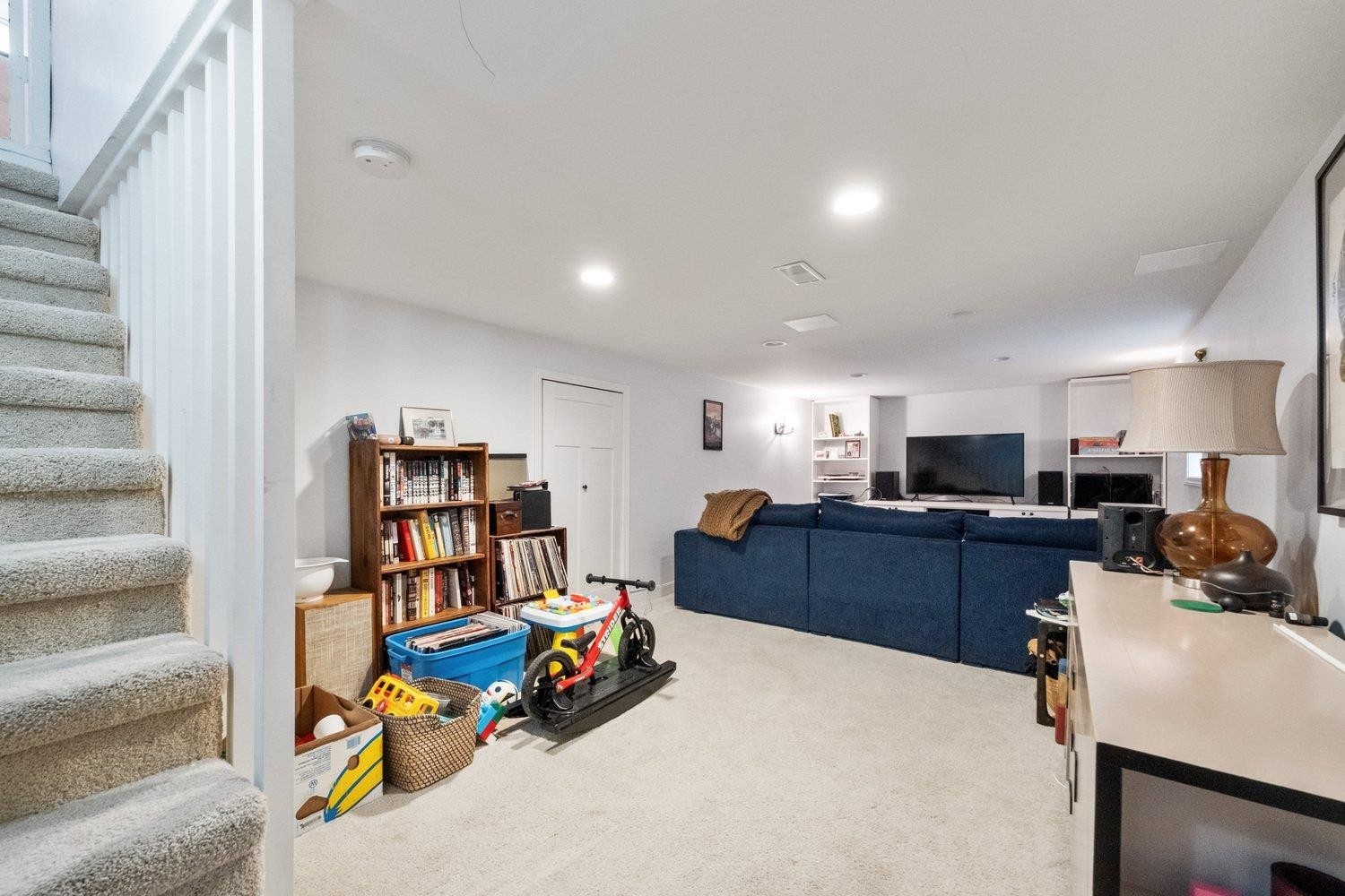 720 30Th Avenue E, Vancouver, BC