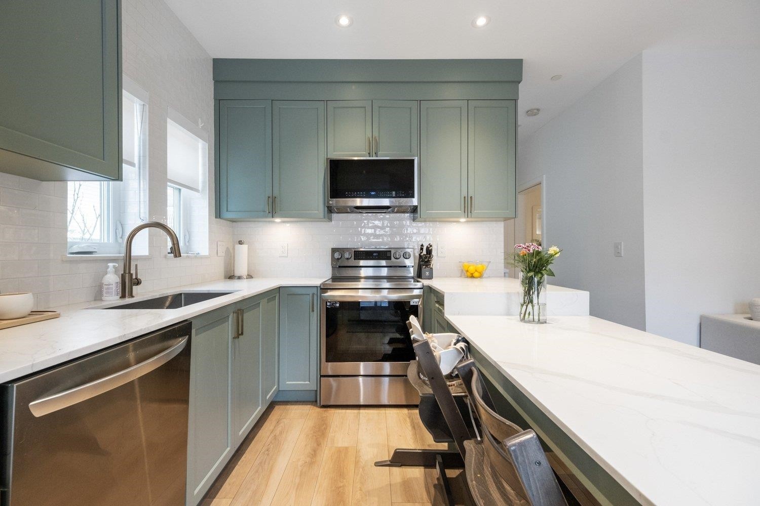 720 30Th Avenue E, Vancouver, BC
