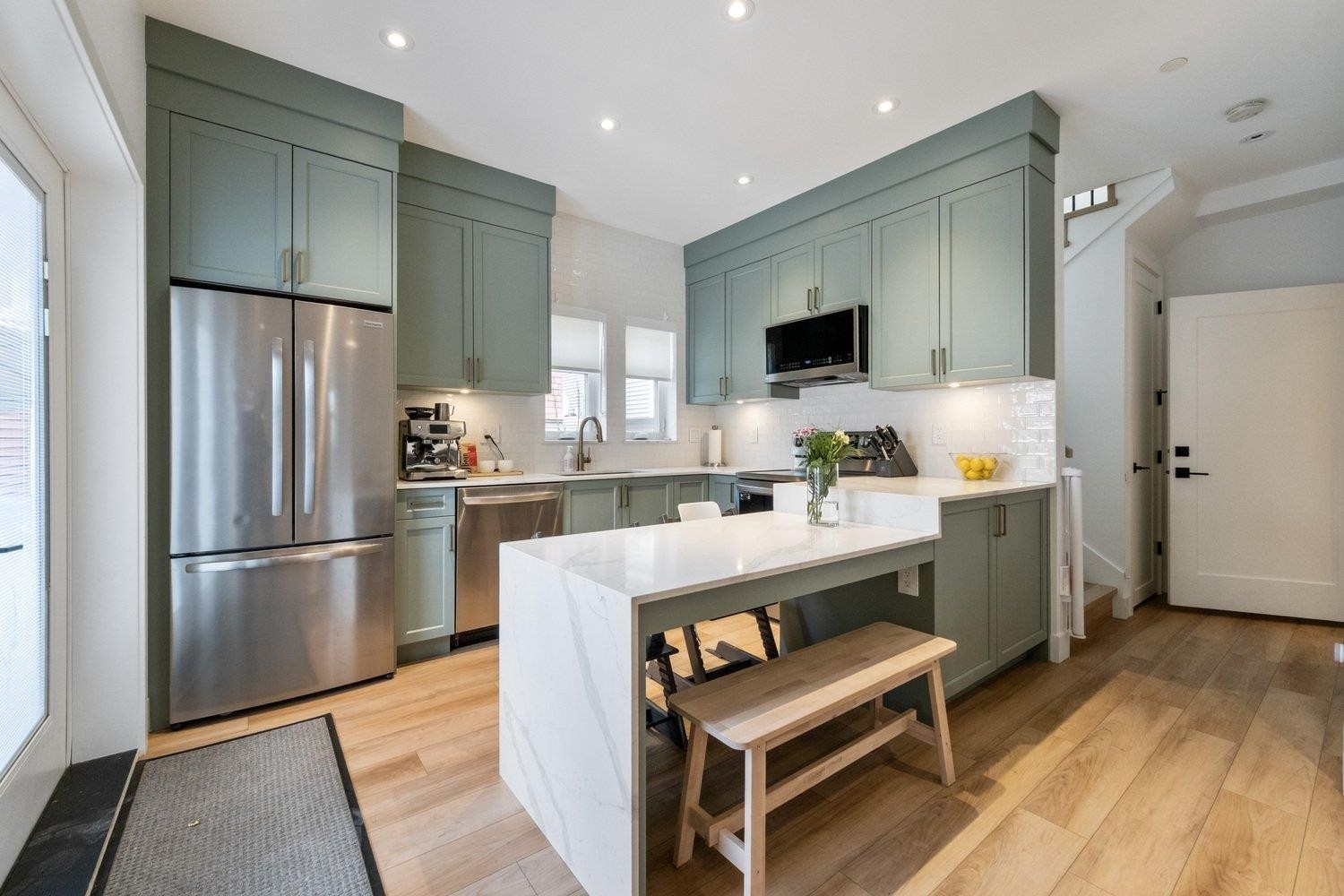 720 30Th Avenue E, Vancouver, BC