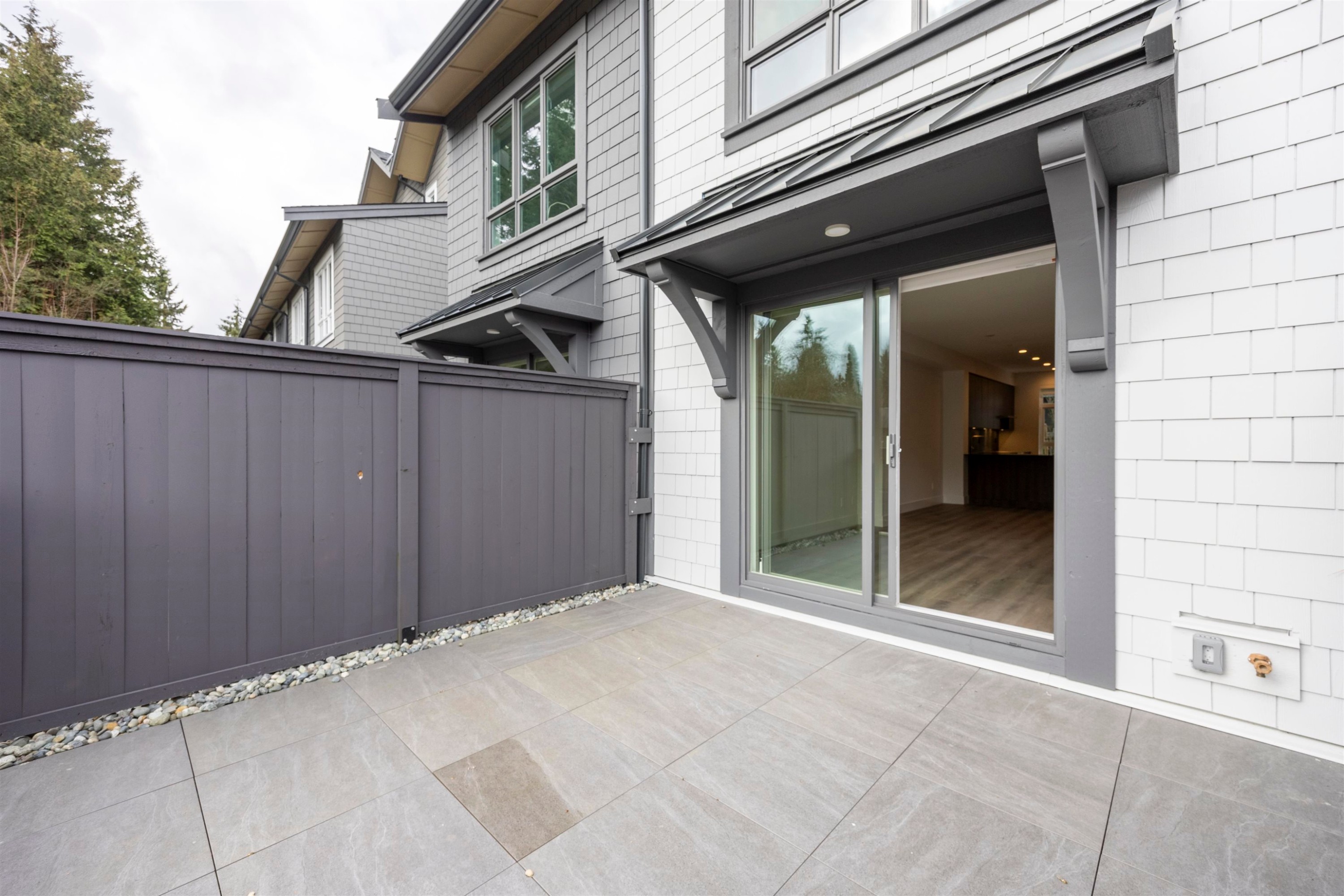 102-2322 Emery Court, North Vancouver, BC