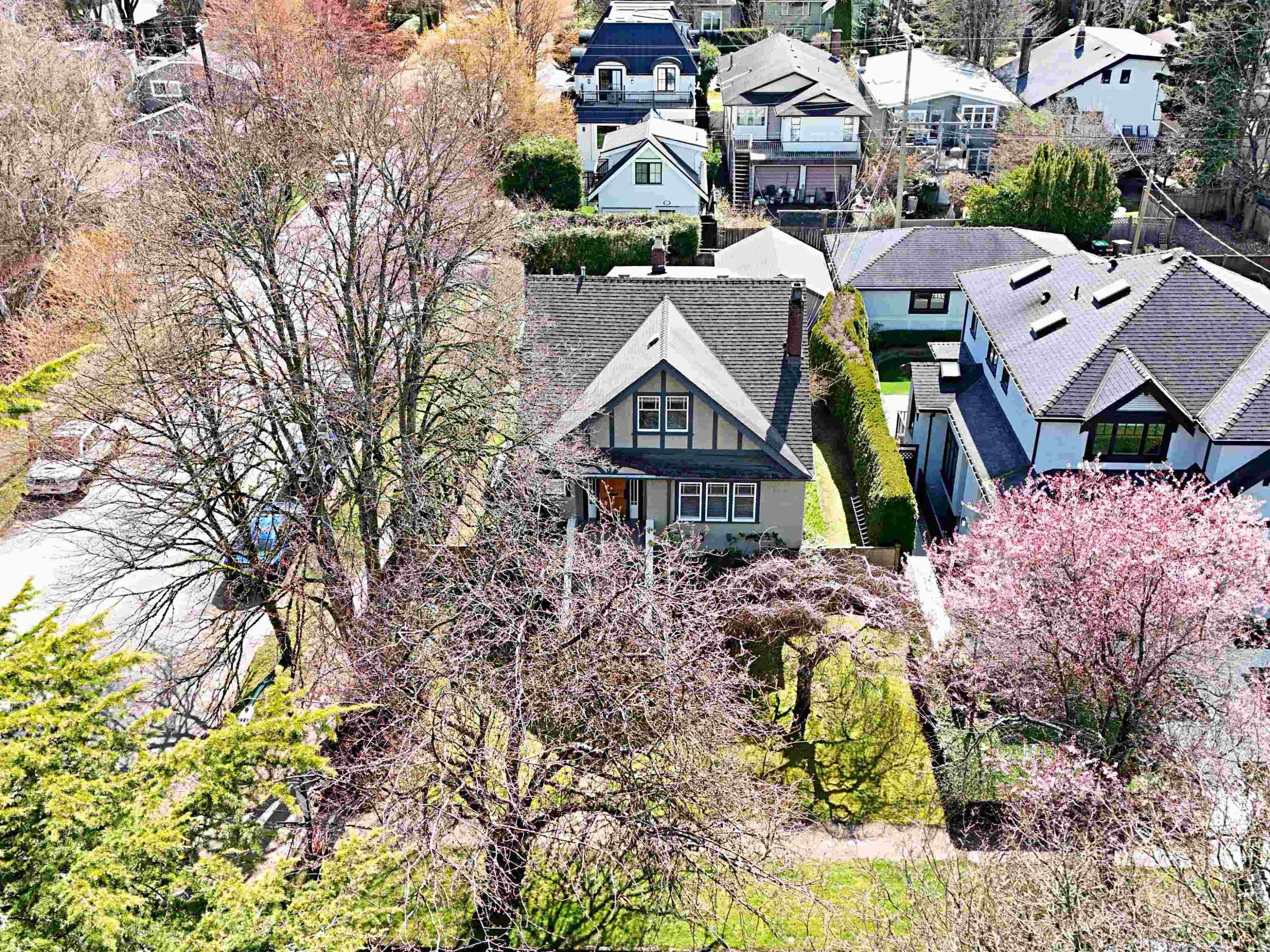 4402 12Th Avenue W, Vancouver, BC