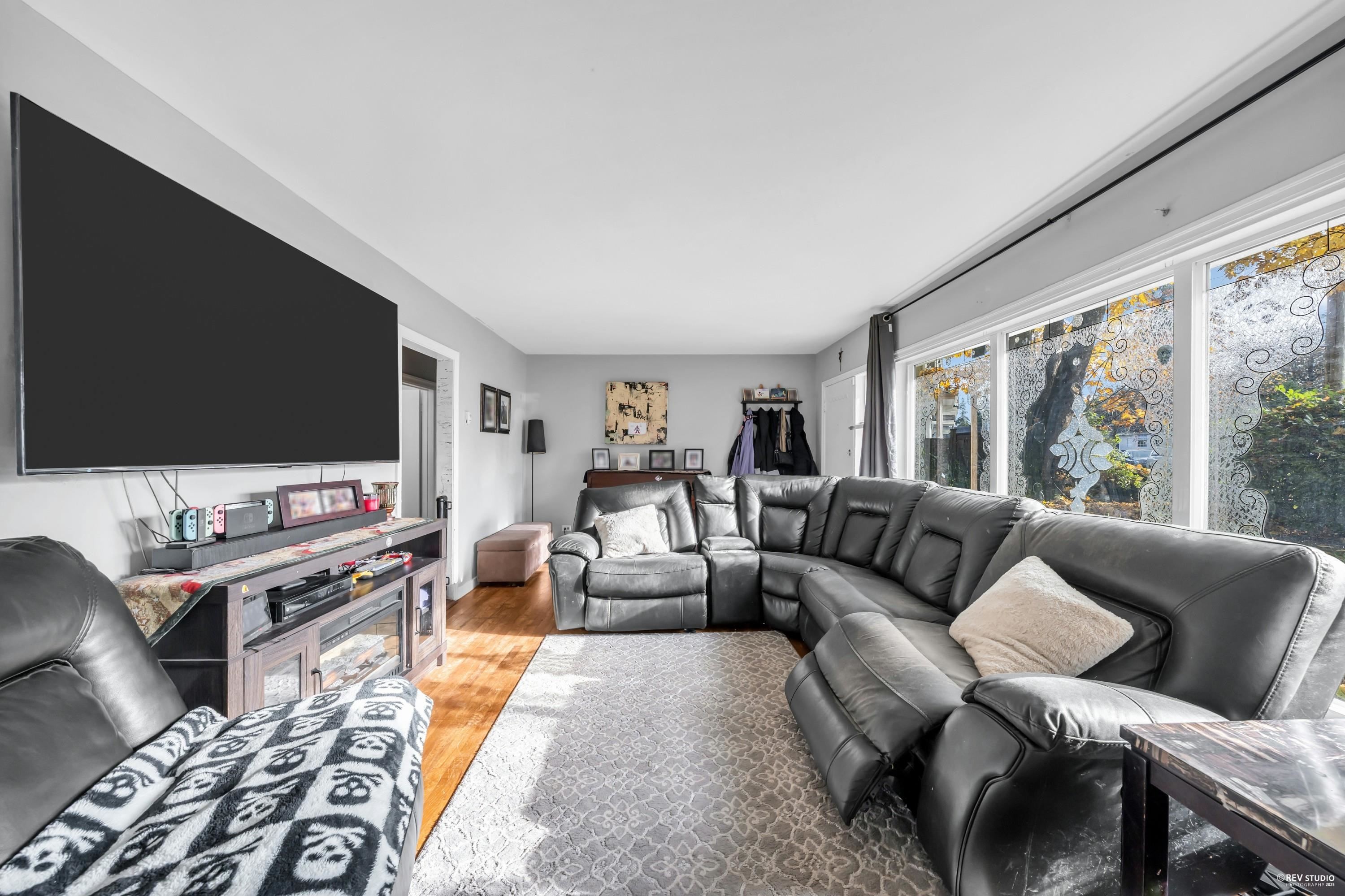 735 Lea Avenue, Coquitlam, BC