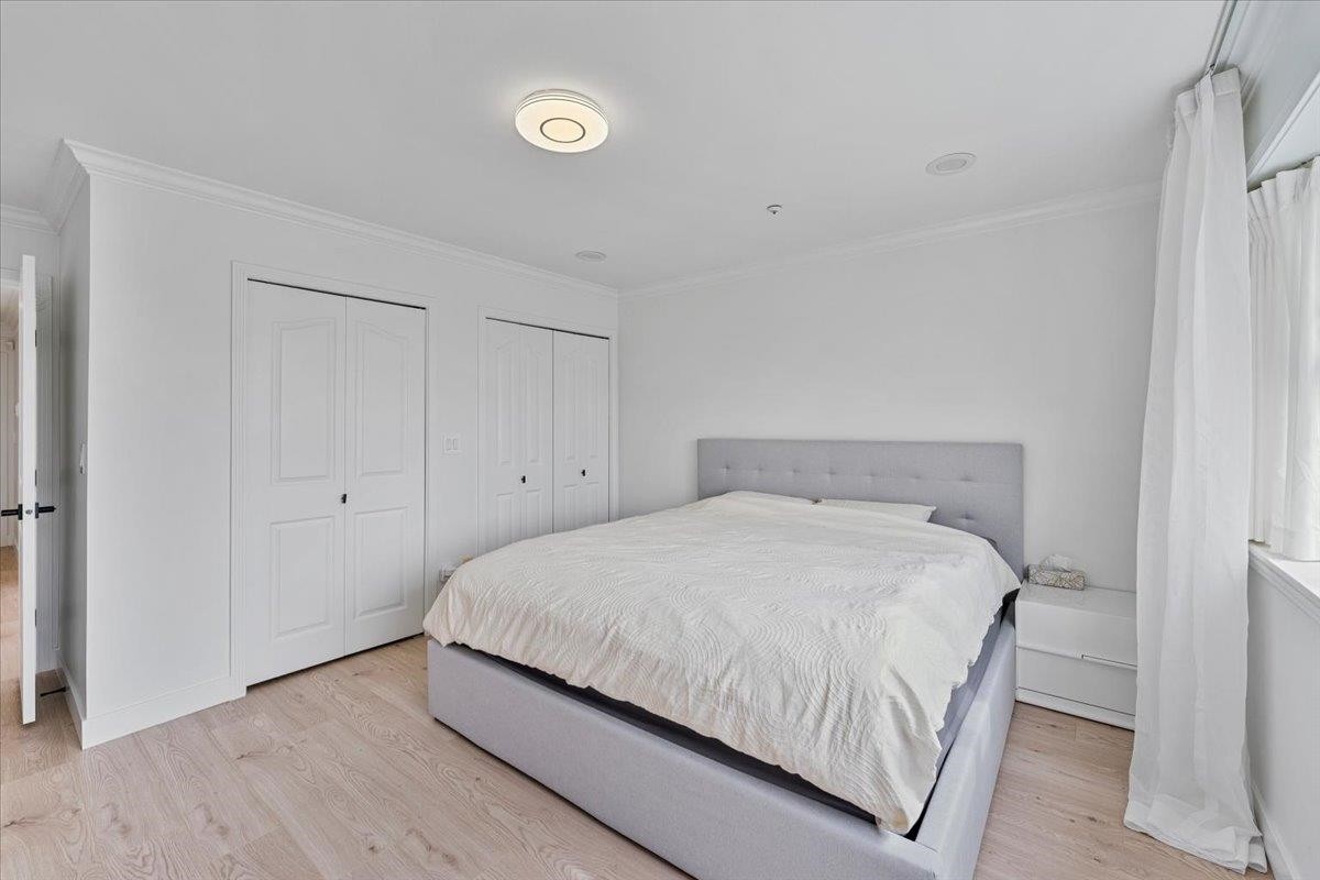 817 60Th Avenue W, Vancouver, BC