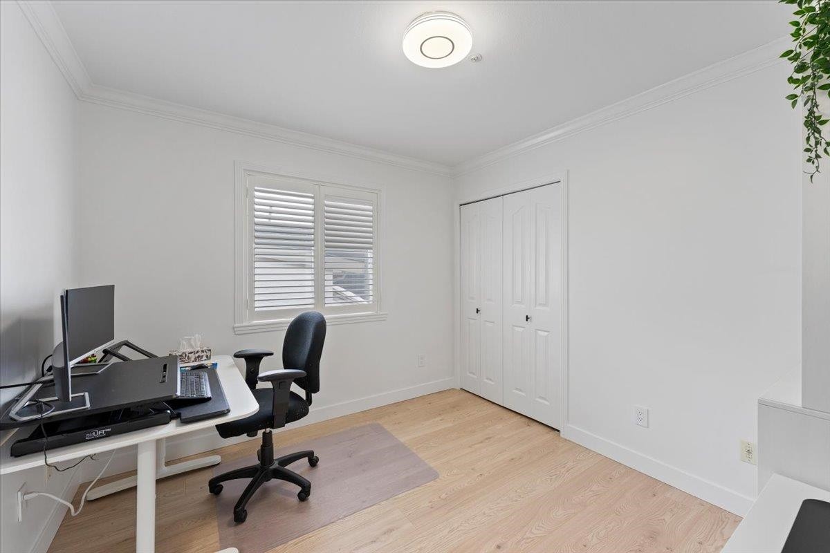 817 60Th Avenue W, Vancouver, BC