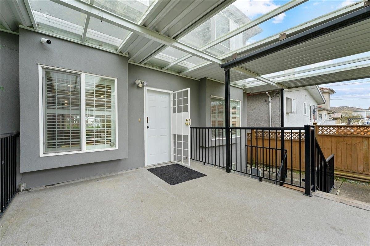 817 60Th Avenue W, Vancouver, BC