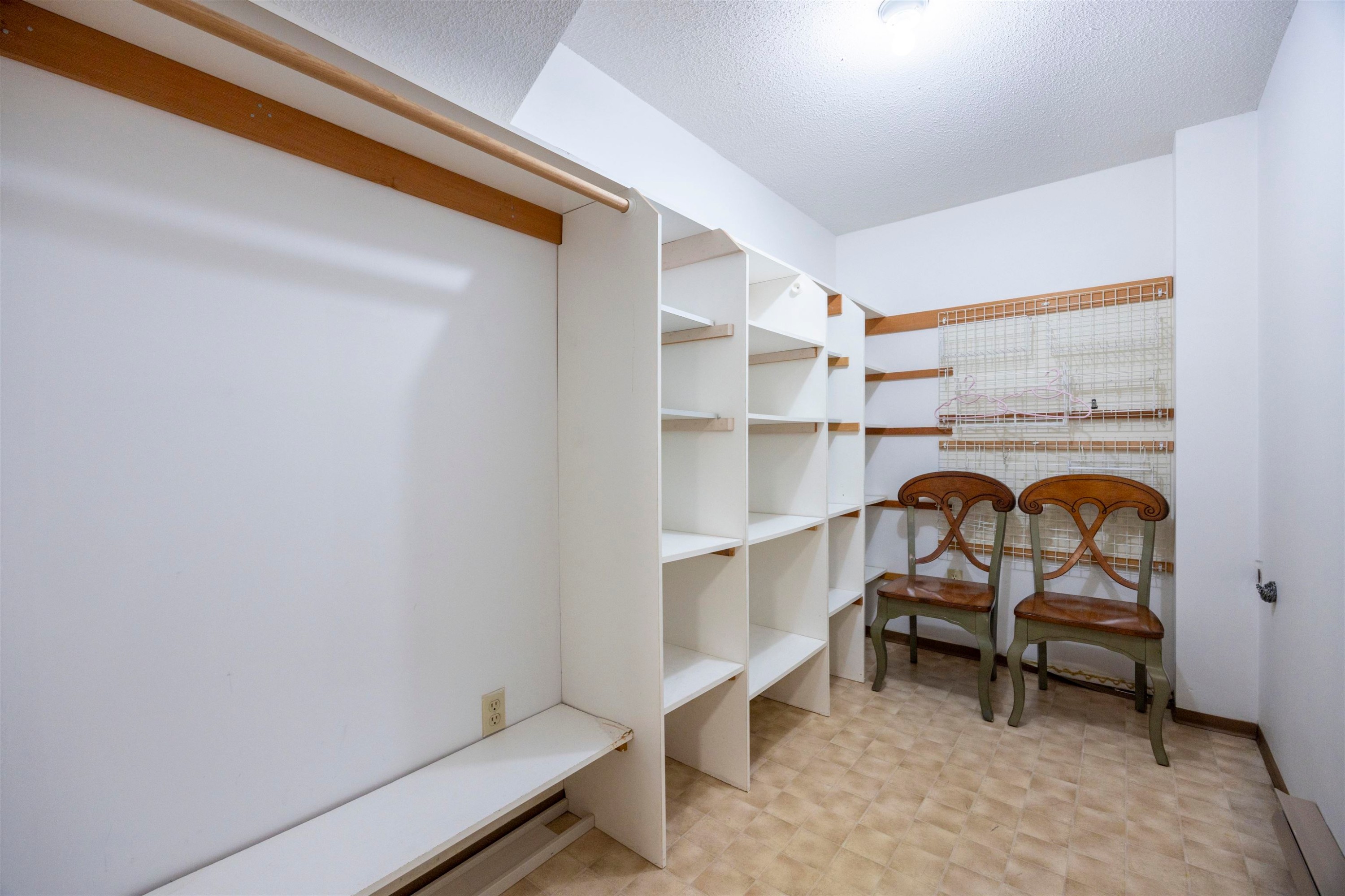 2063 47Th Avenue W, Vancouver, BC