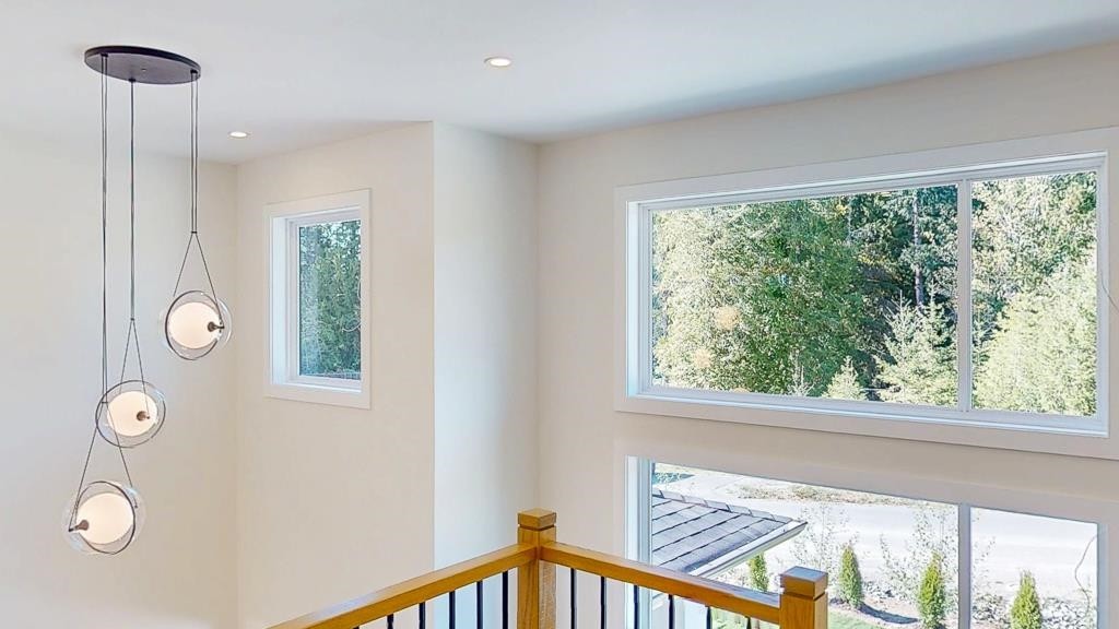 1236 Castle Road, Gibsons, BC - Indoor Photo Showing Other Room