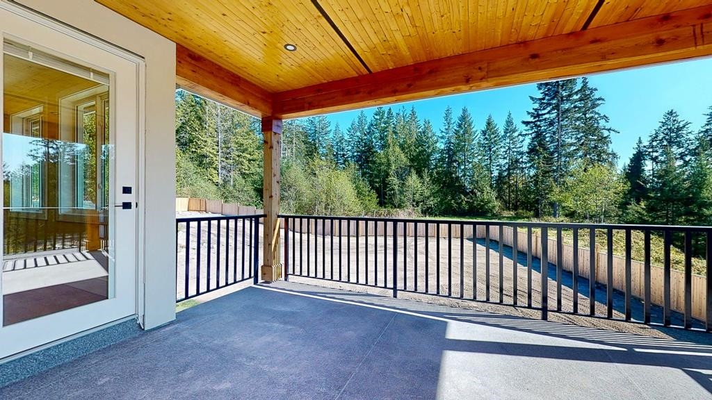 1236 Castle Road, Gibsons, BC - Outdoor With Deck Patio Veranda