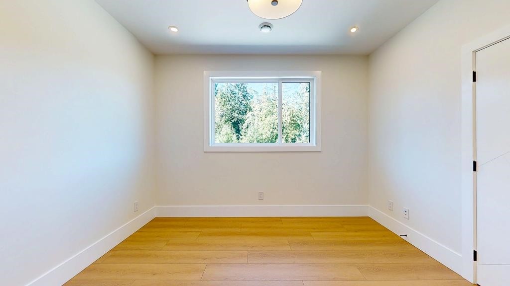 1236 Castle Road, Gibsons, BC - Indoor Photo Showing Other Room