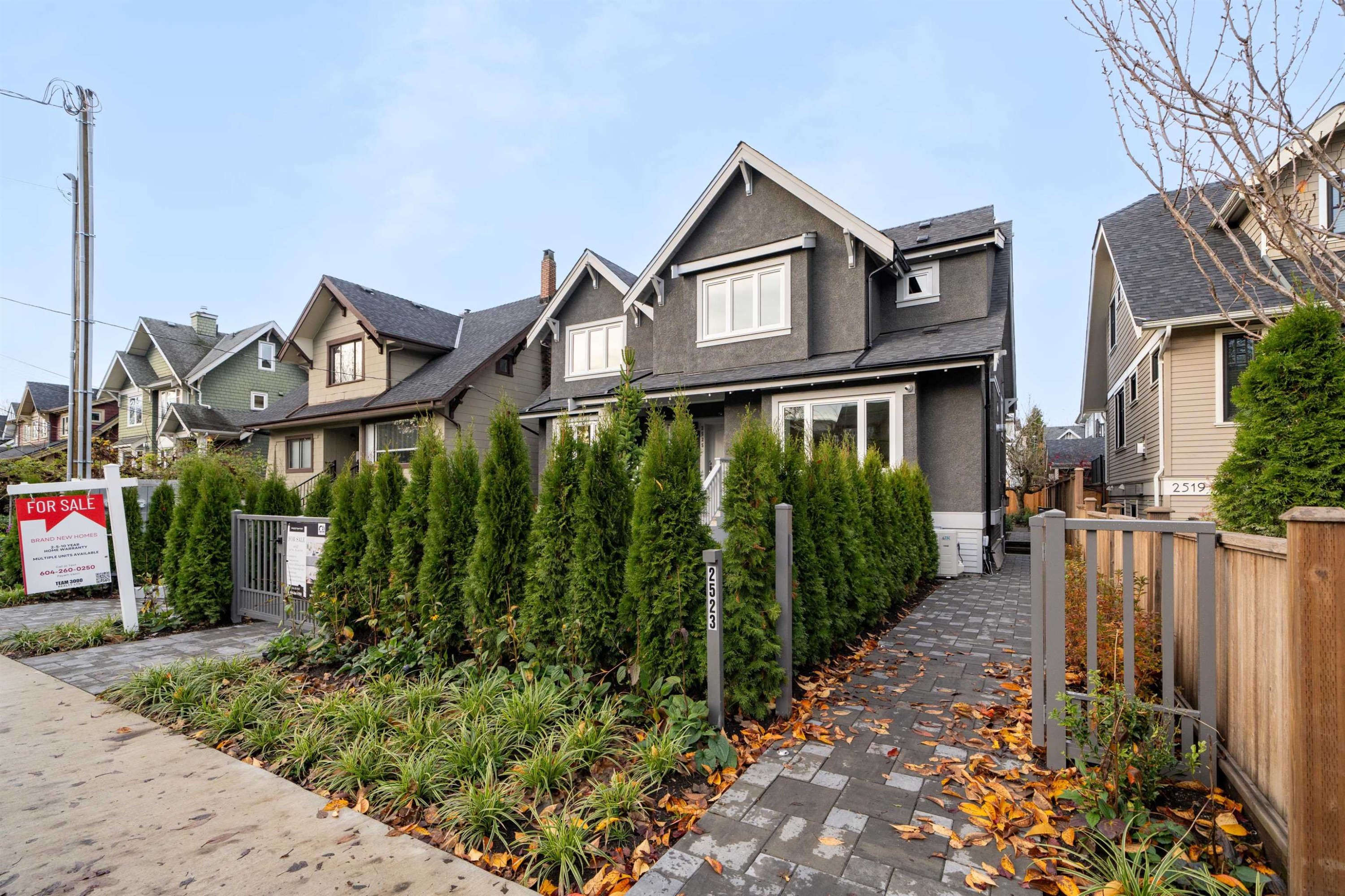 2523 8Th Avenue W, Vancouver, BC