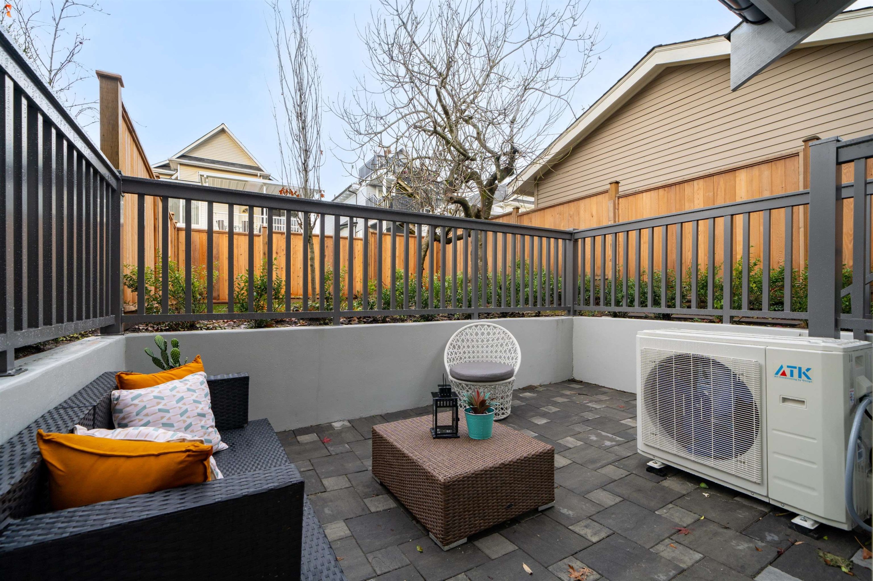 2523 8Th Avenue W, Vancouver, BC