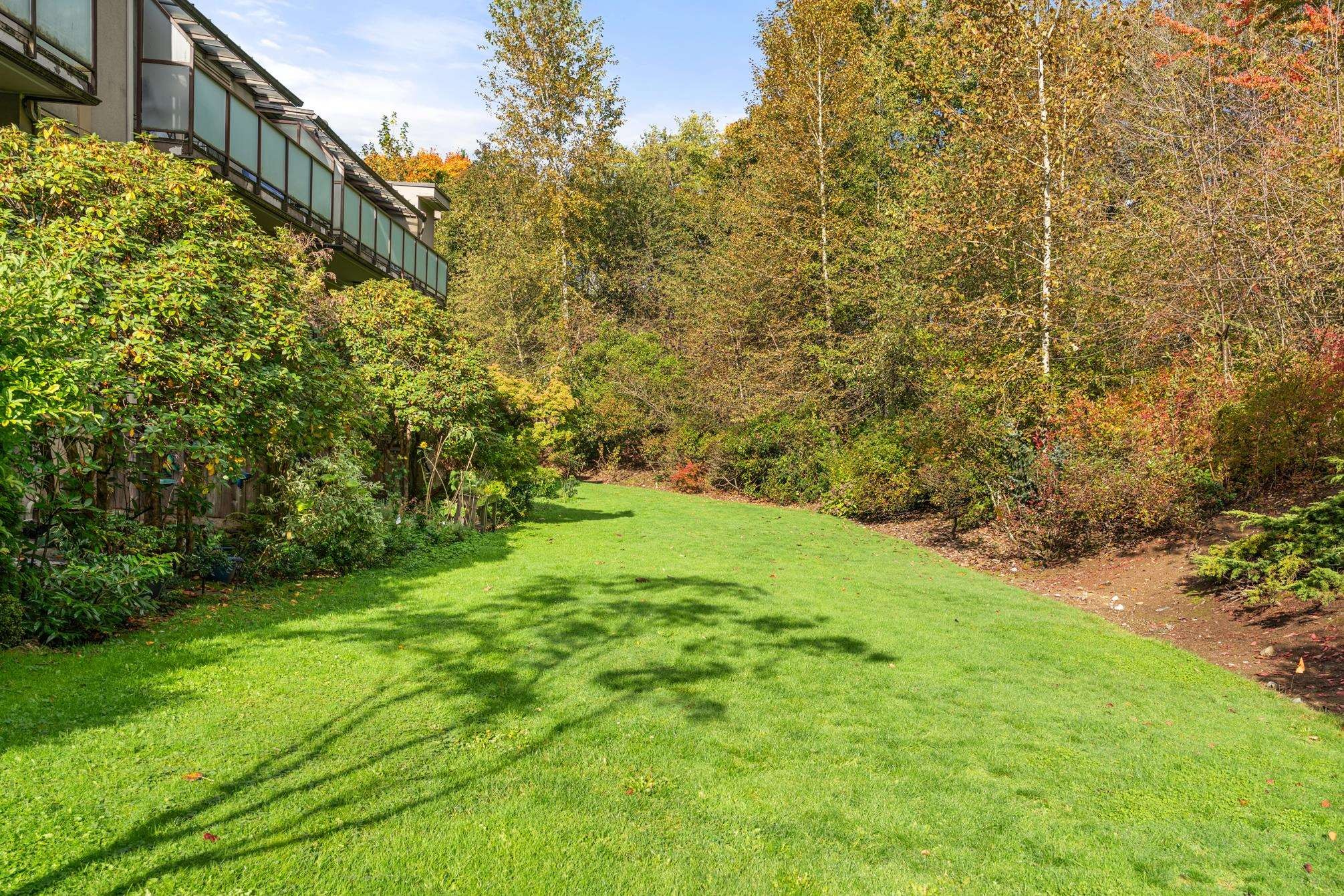 215-4373 Halifax Street, Burnaby, BC