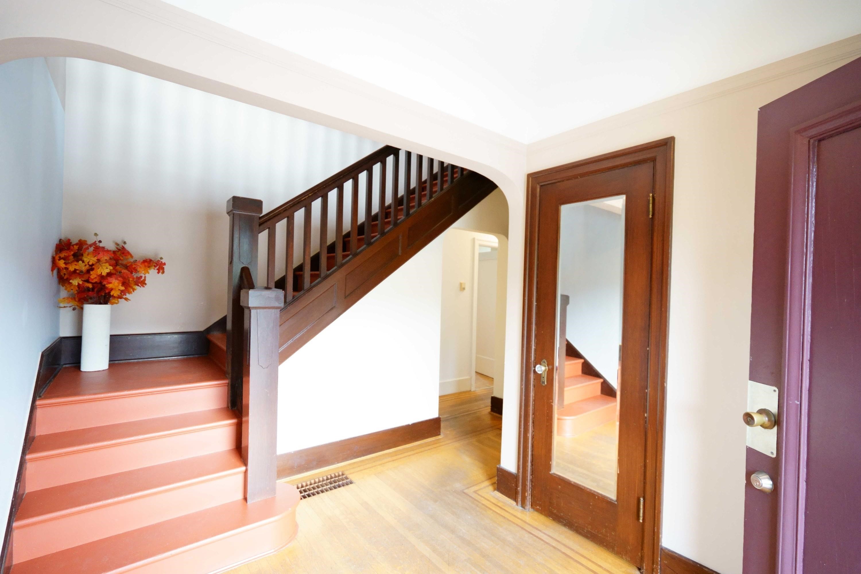 3945 10Th Avenue W, Vancouver, BC