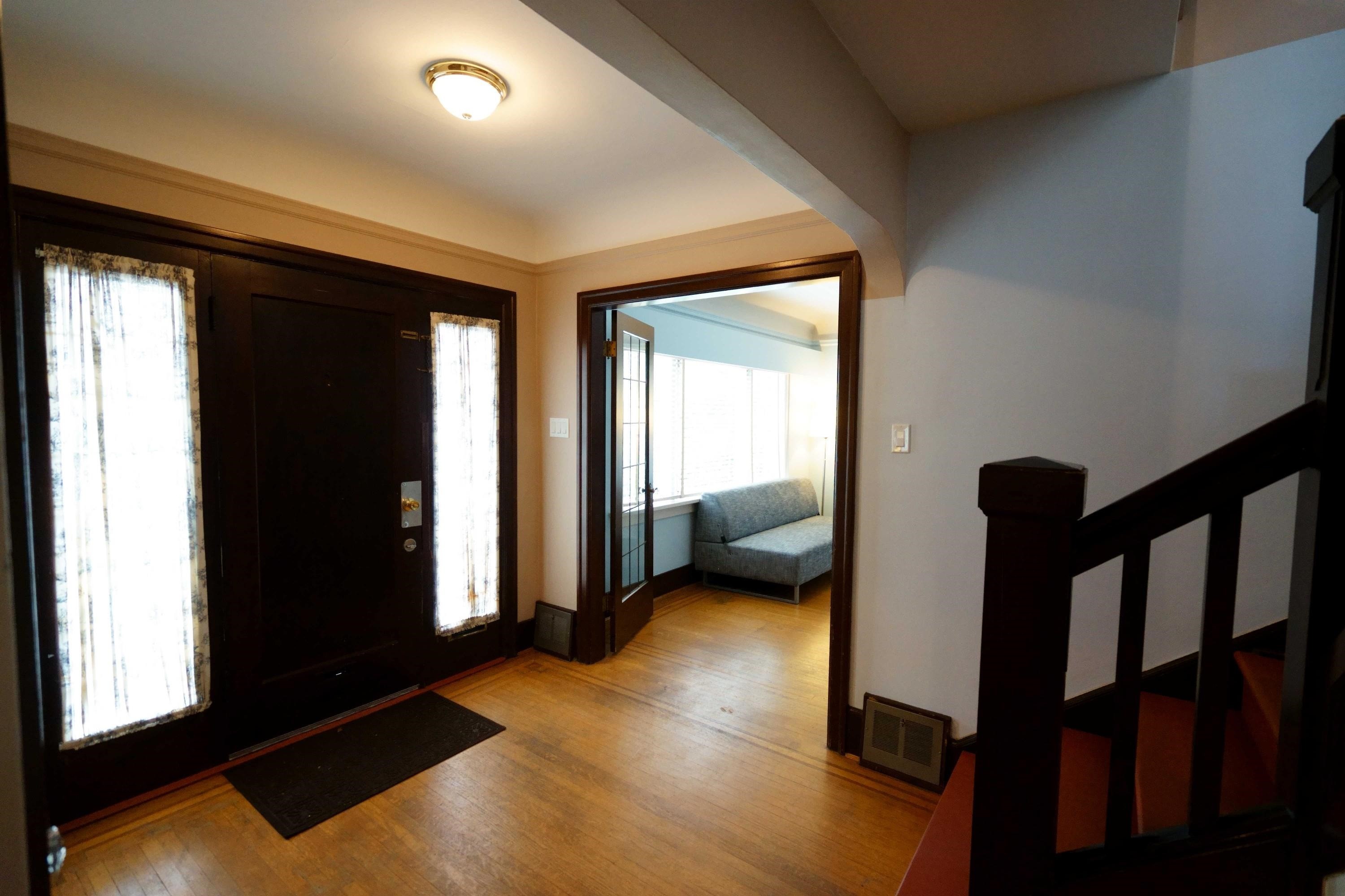 3945 10Th Avenue W, Vancouver, BC