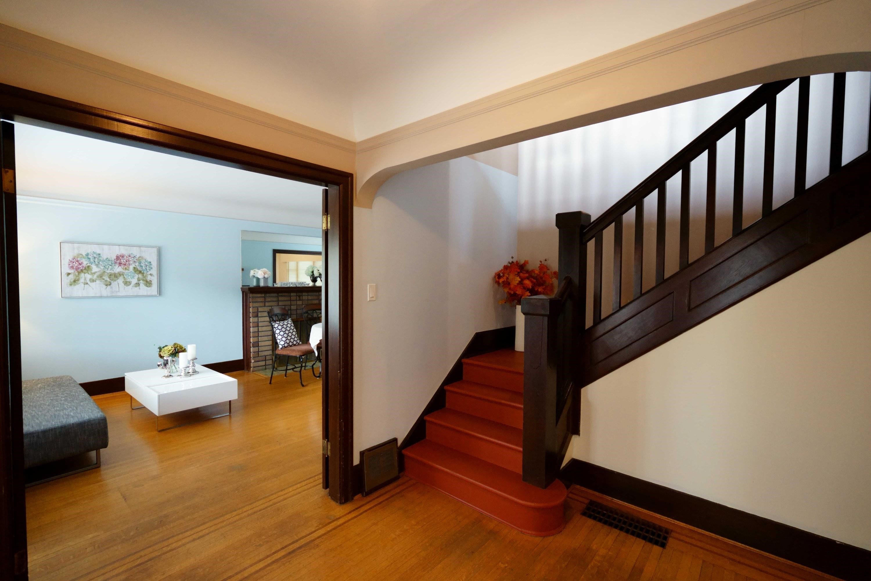 3945 10Th Avenue W, Vancouver, BC