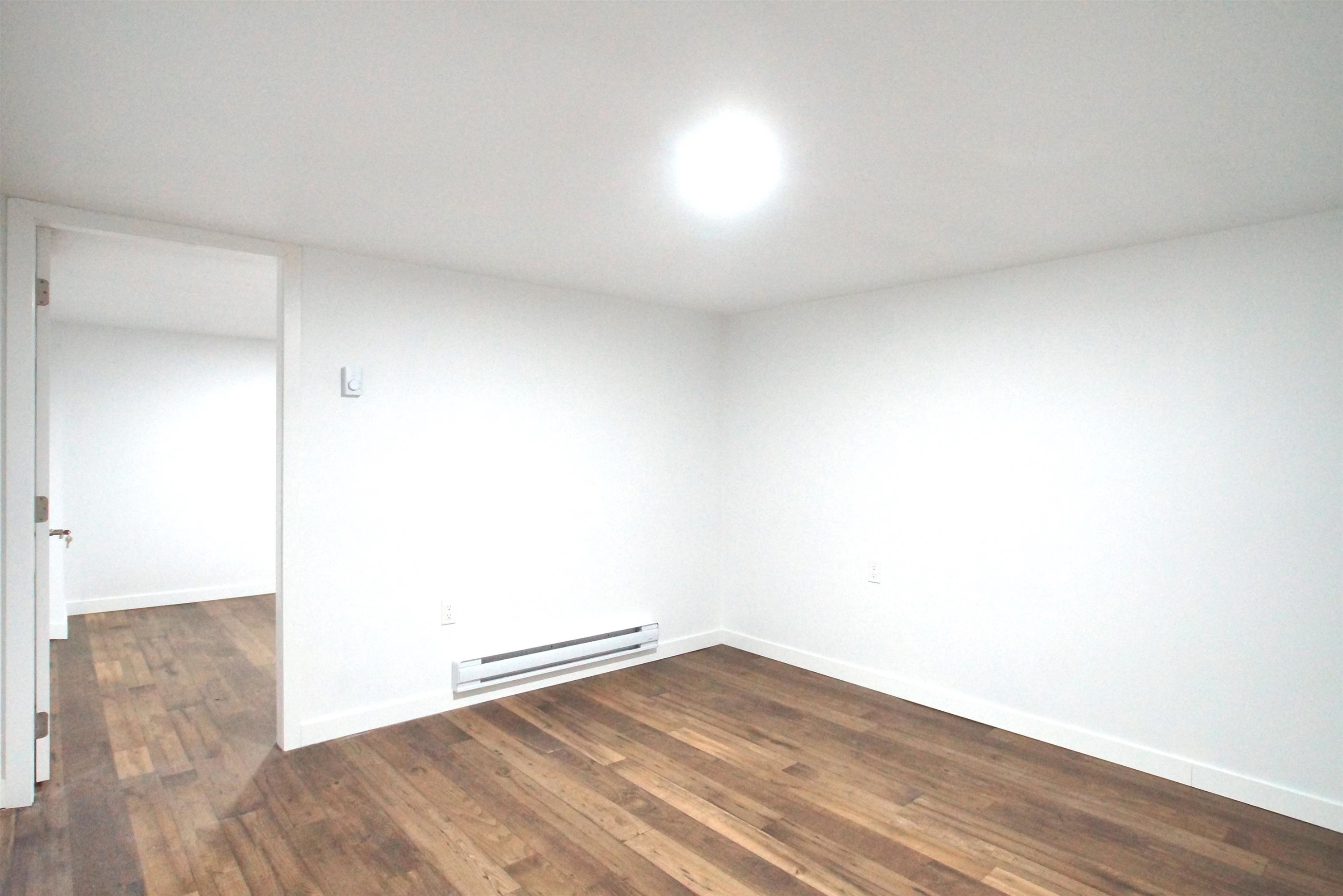 3945 10Th Avenue W, Vancouver, BC