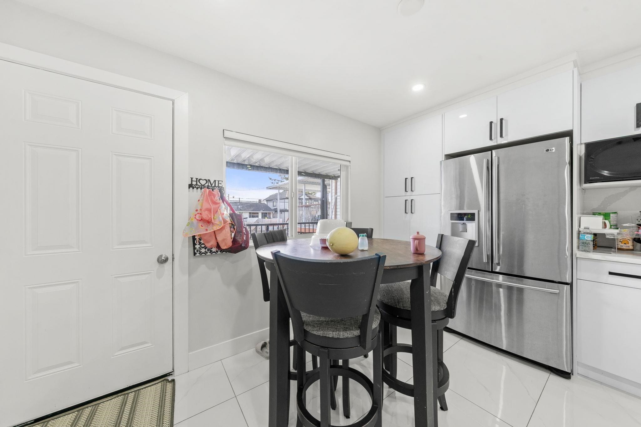 2506 45Th Avenue E, Vancouver, BC