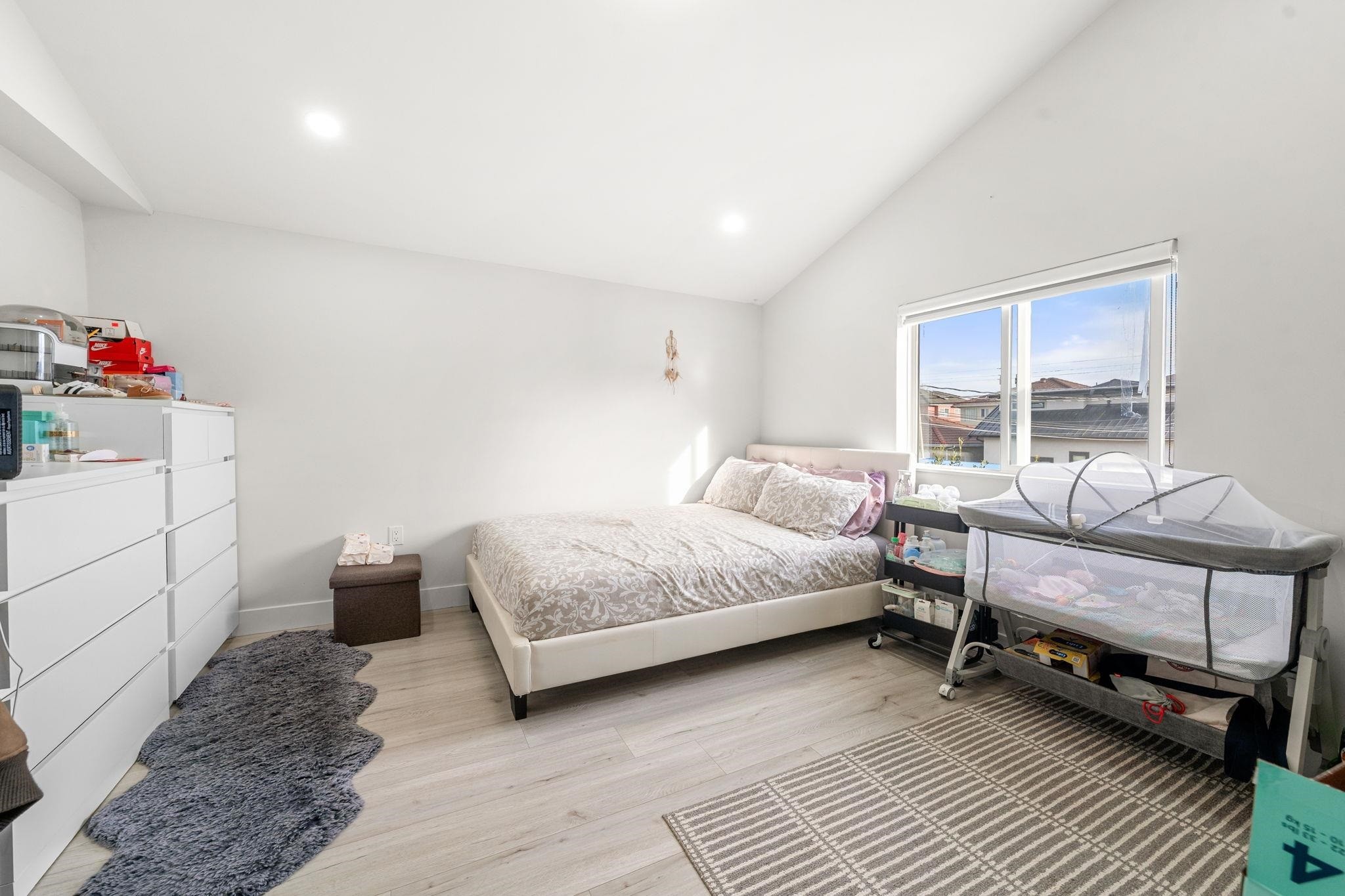 2506 45Th Avenue E, Vancouver, BC