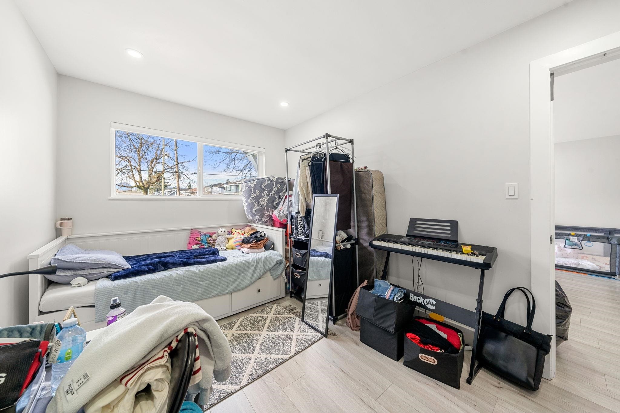 2506 45Th Avenue E, Vancouver, BC