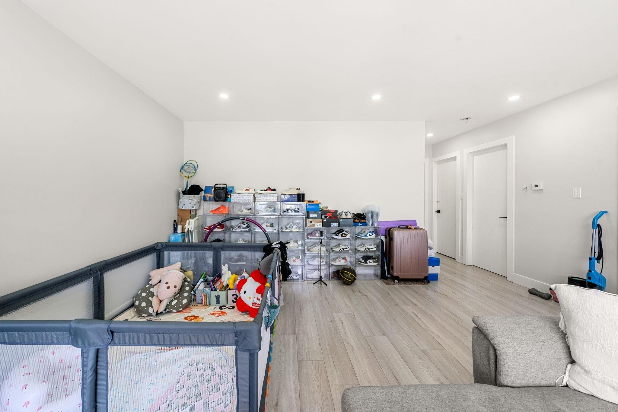 2506 45Th Avenue E, Vancouver, BC
