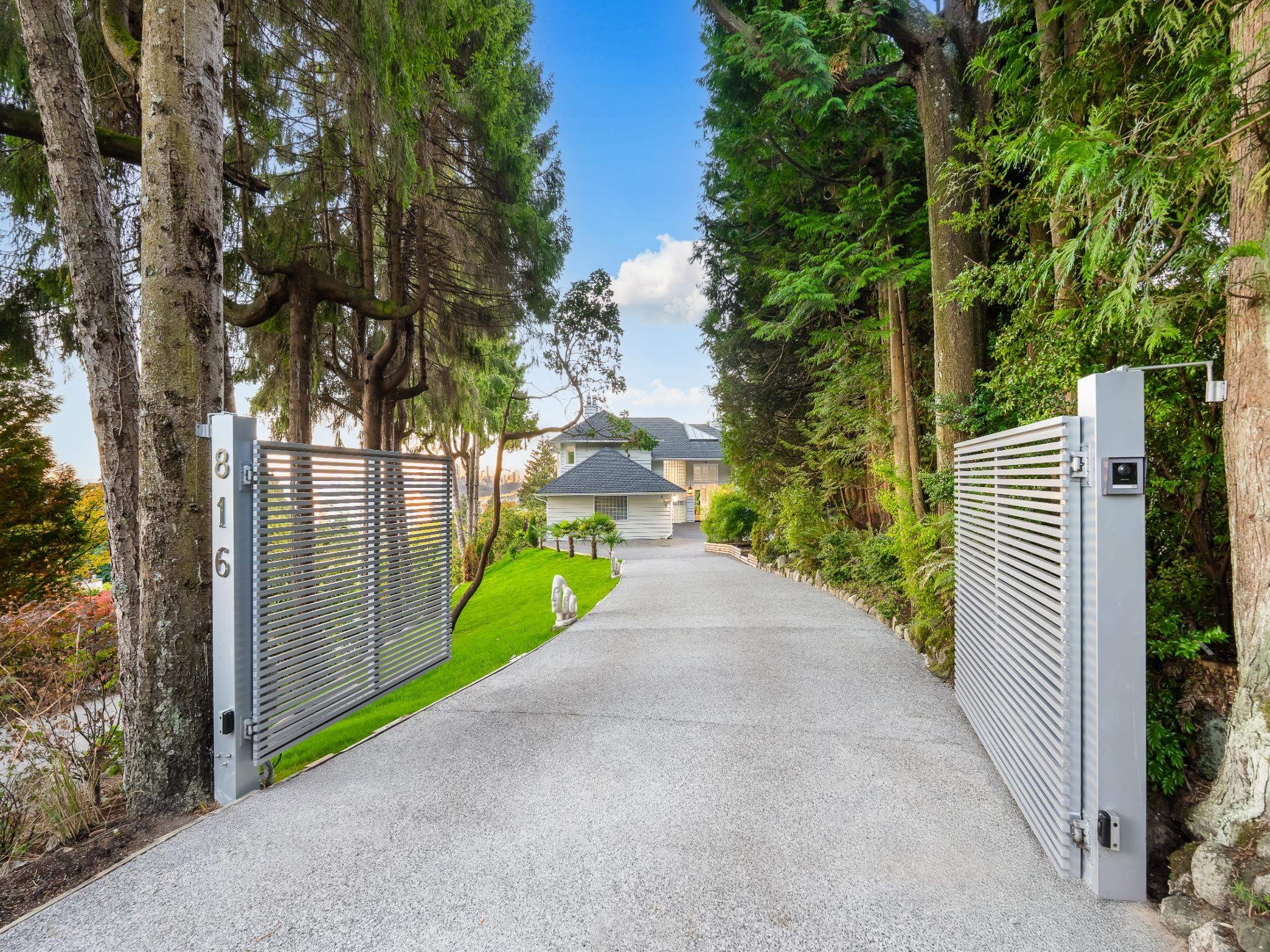 816 Anderson Crescent, West Vancouver, BC