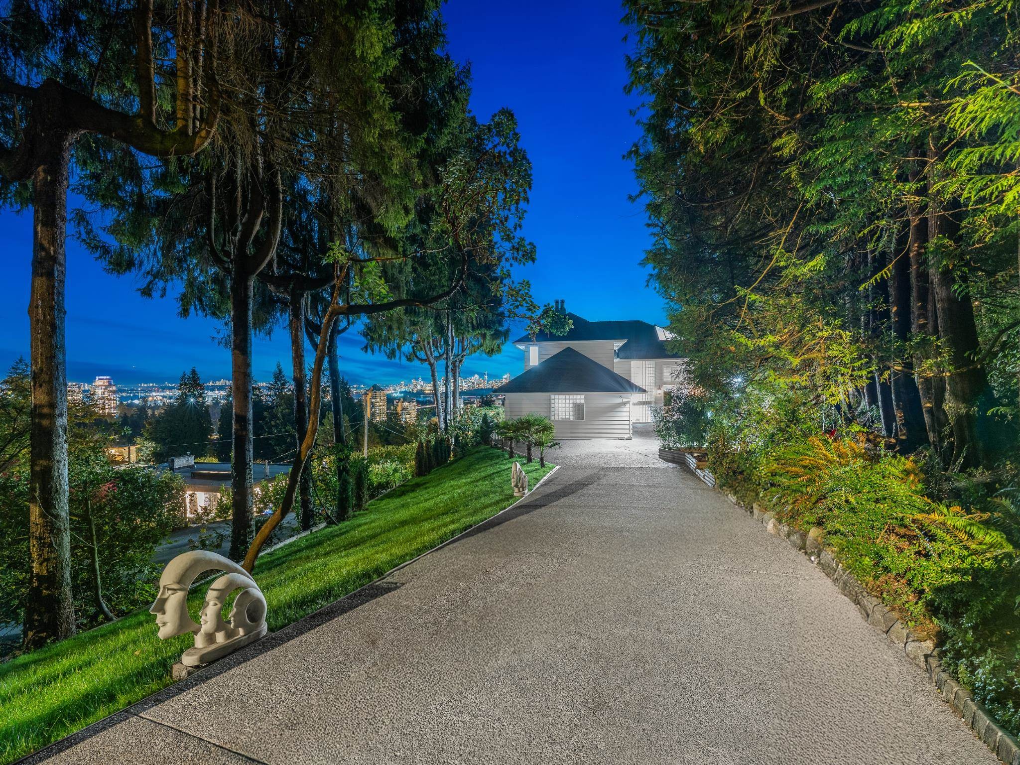 816 Anderson Crescent, West Vancouver, BC