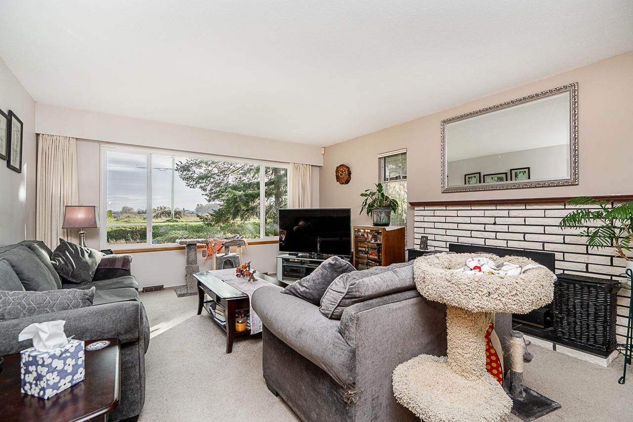 13151 No 3 Road, Richmond, BC