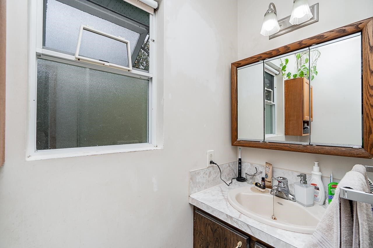 13151 No 3 Road, Richmond, BC