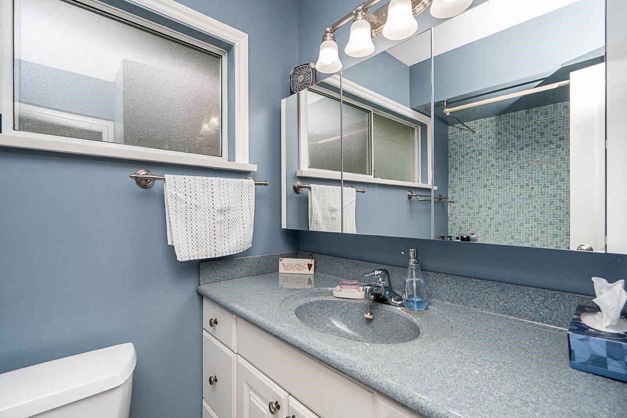 13151 No 3 Road, Richmond, BC