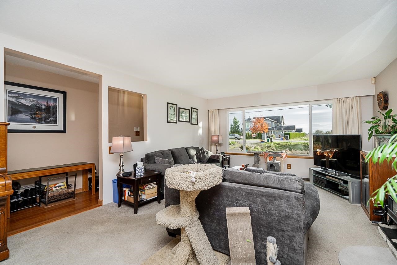 13151 No 3 Road, Richmond, BC