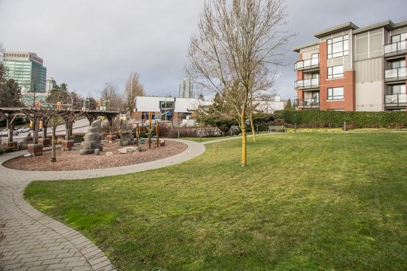 417-7058 14Th Avenue, Burnaby, BC